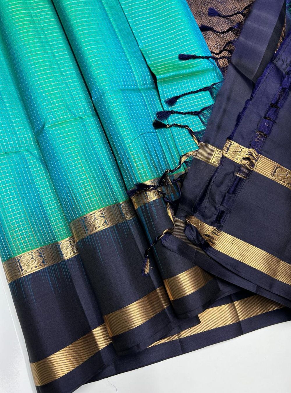 Aqua Green & Navy Blue - Retta Pett Soft Silk Saree