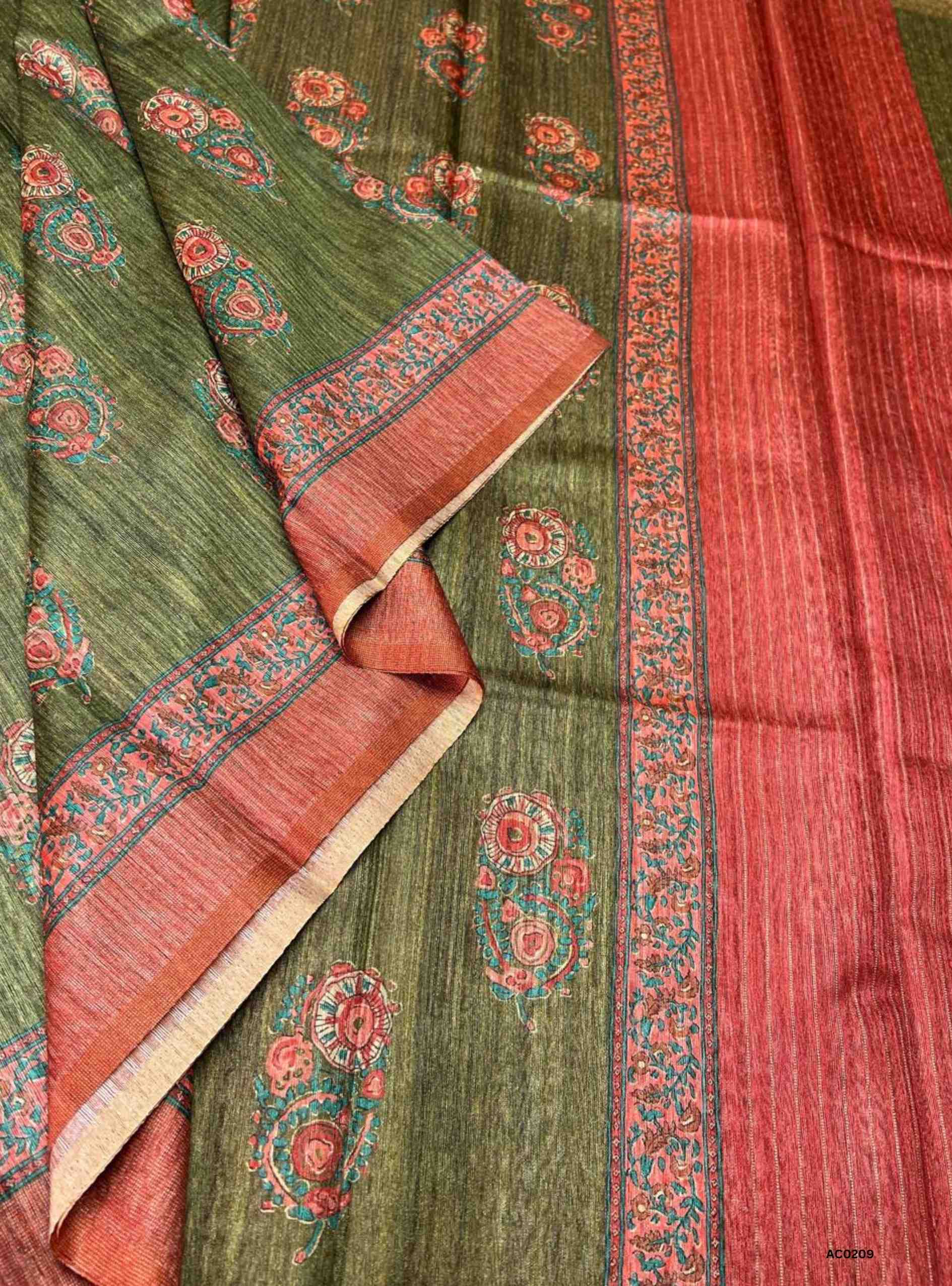 Green & Red - Fancy Saree