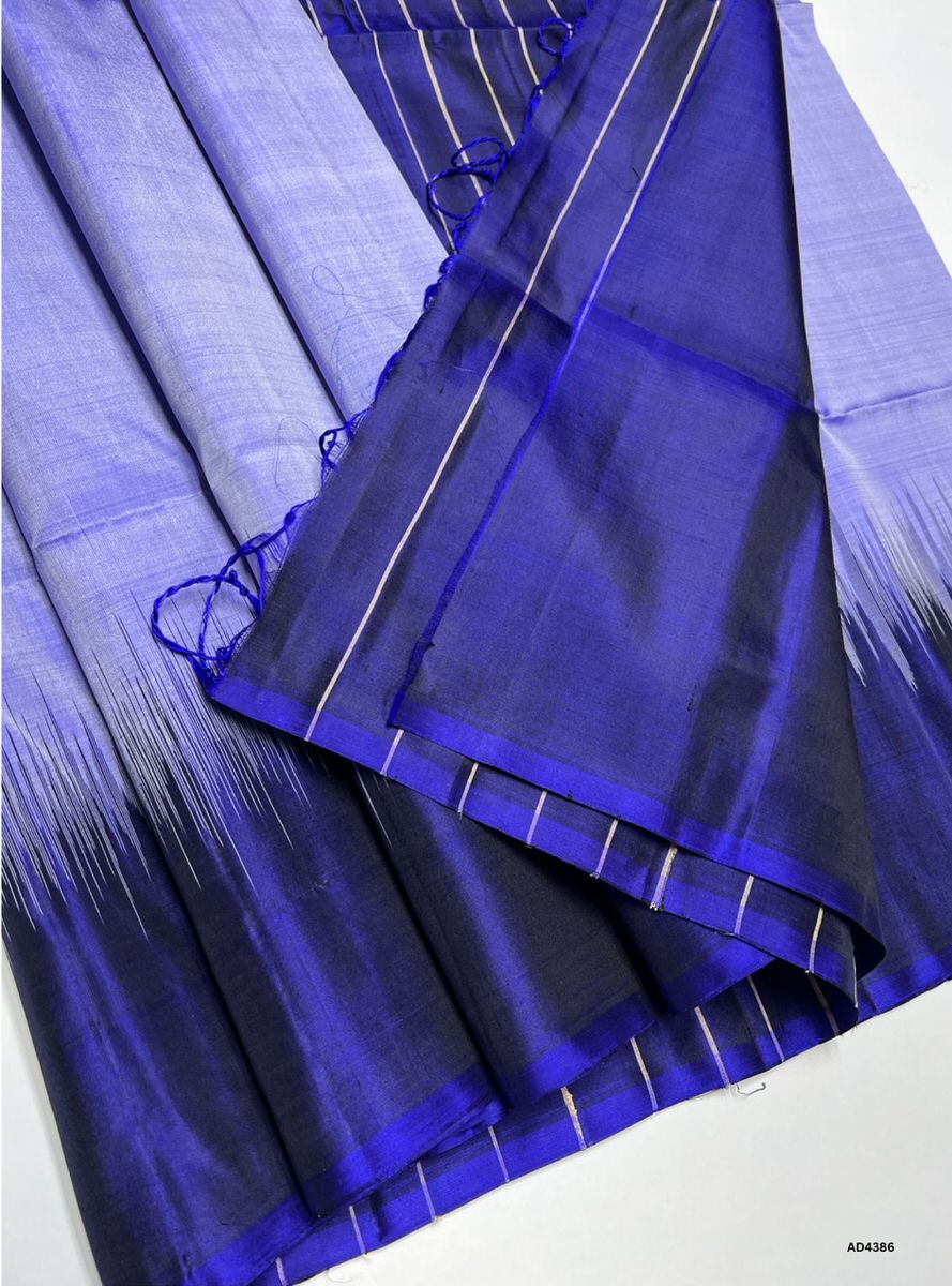 Pale Lilac & Ink Blue - Contrast Plain Soft Silk Saree