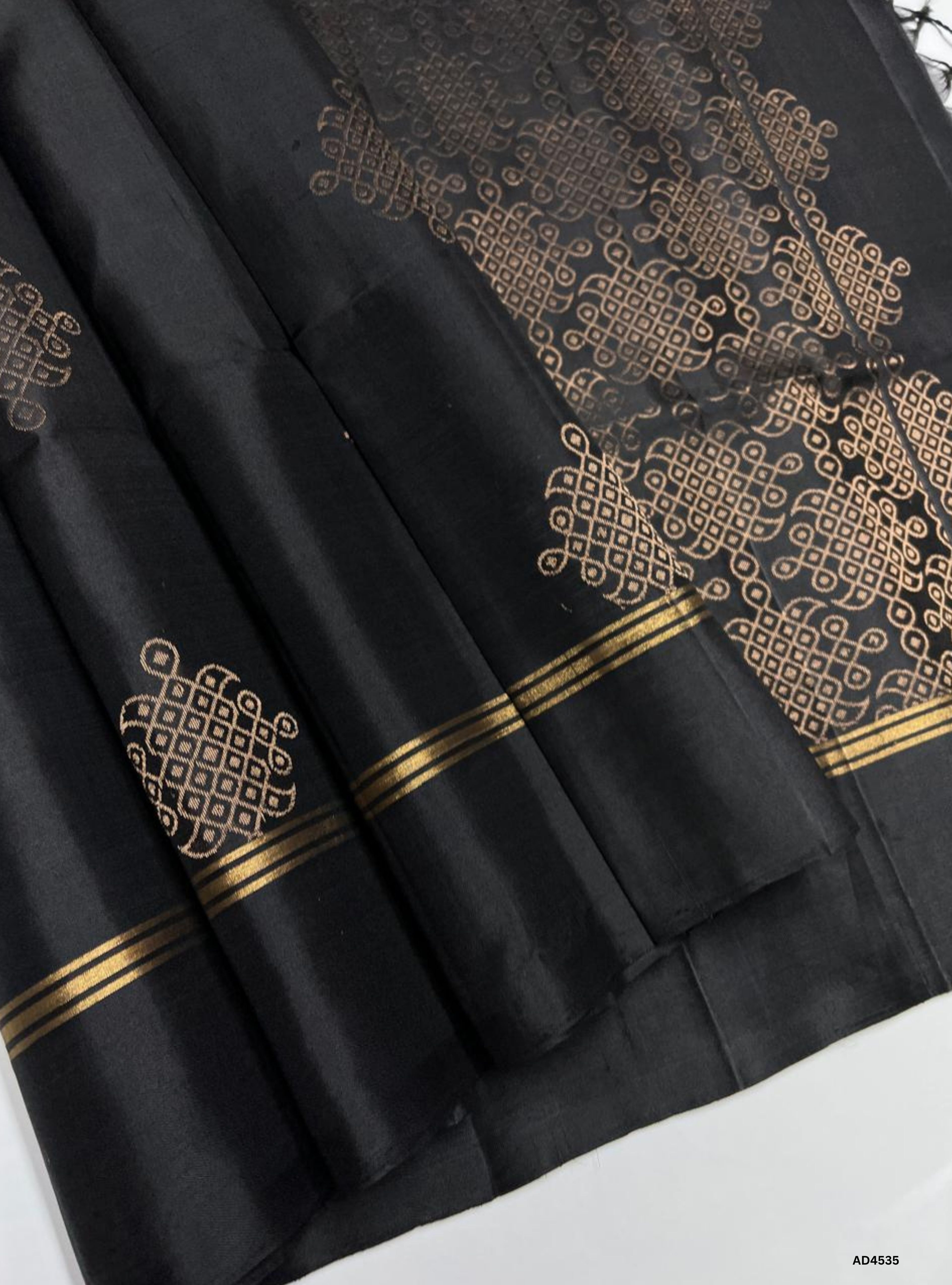 Black - Kolam Soft Silk Saree