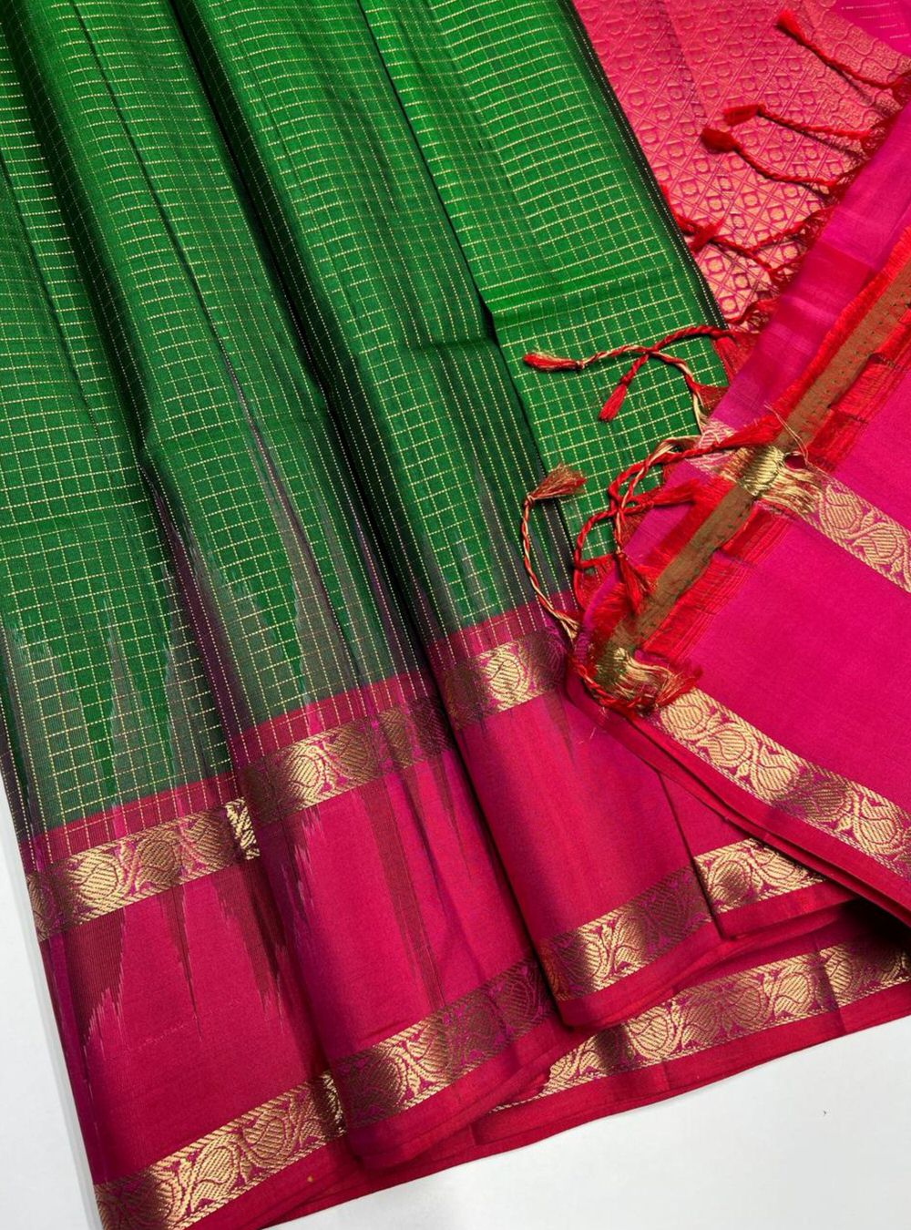 Green & Reddish Pink - Retta Pett Soft Silk Saree