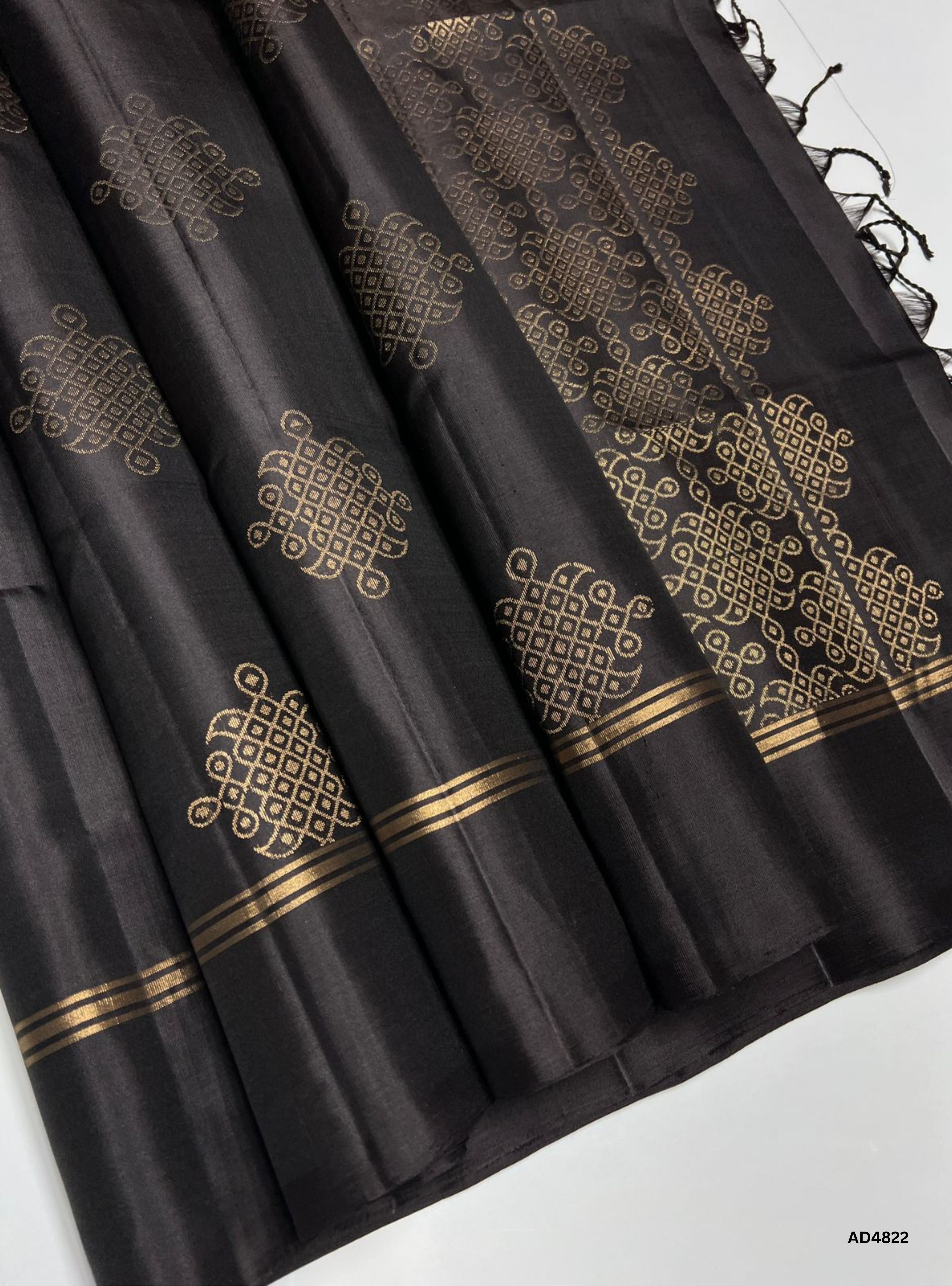 Coffee Brown - Kolam Soft Silk Saree