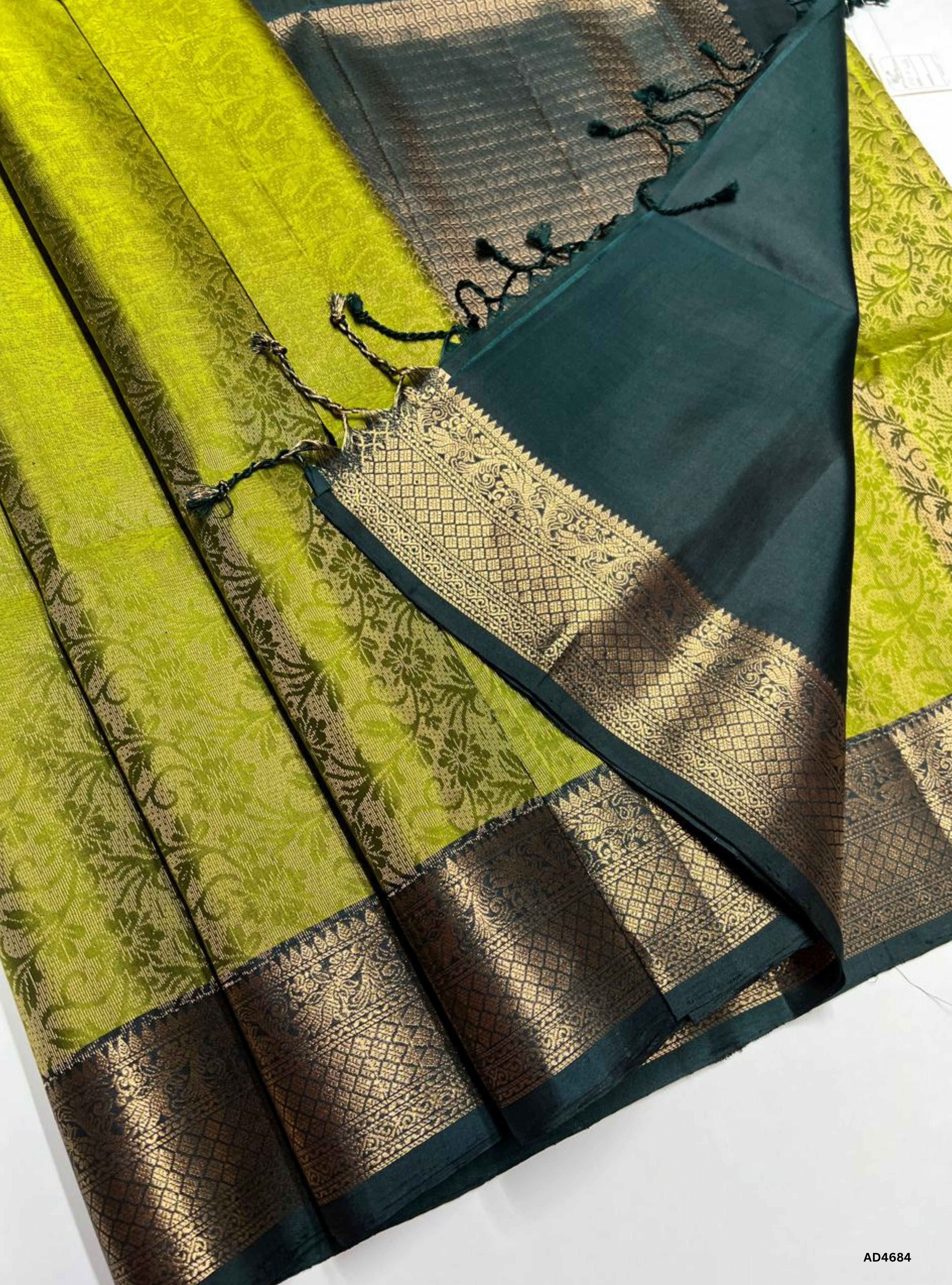 Parrot Green & Green - Full Borcade Kanchi Border Soft Silk Saree