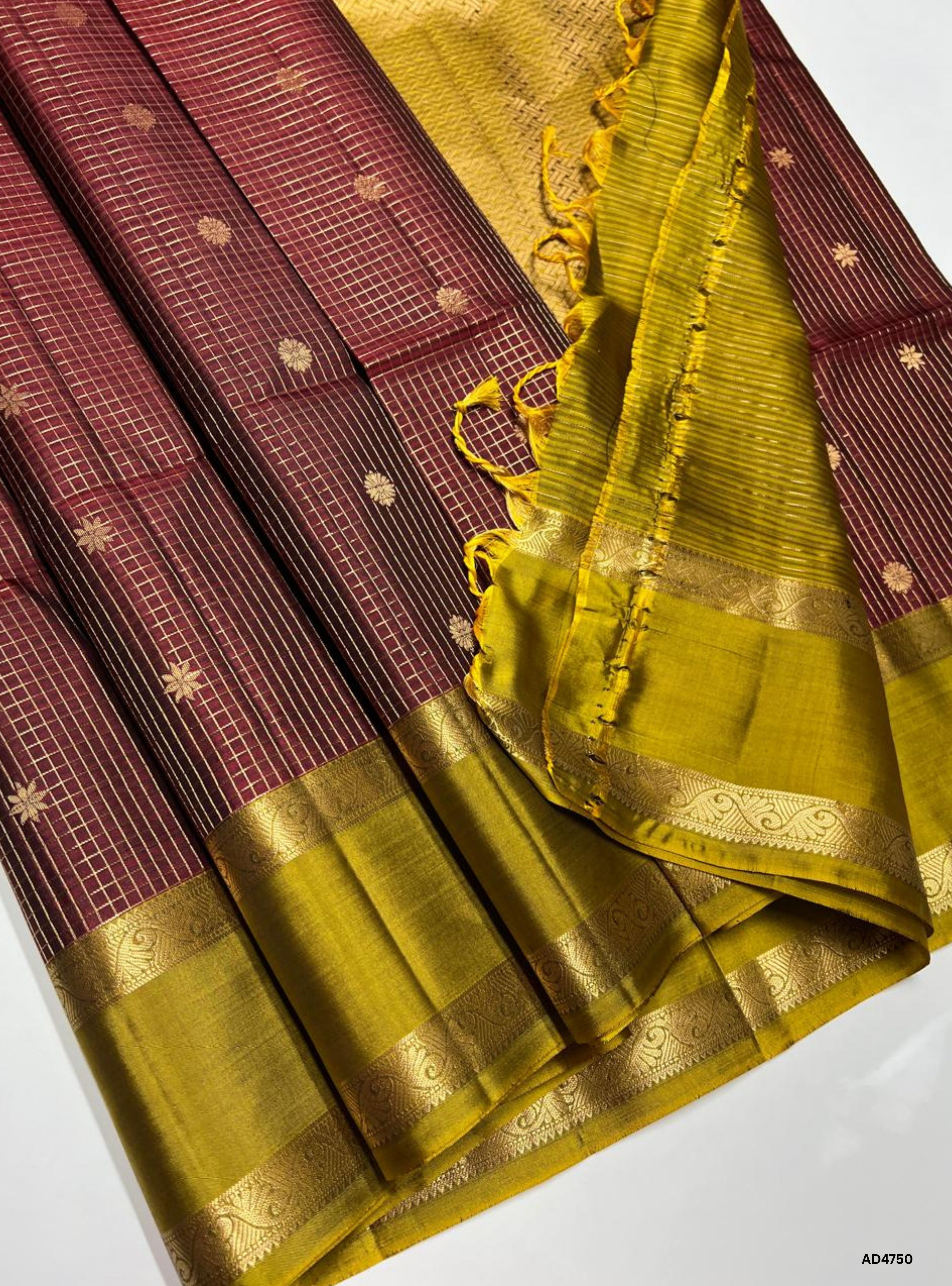 Maroon & Lime Yellow - Checkerd Retta Pet Soft Silk Saree