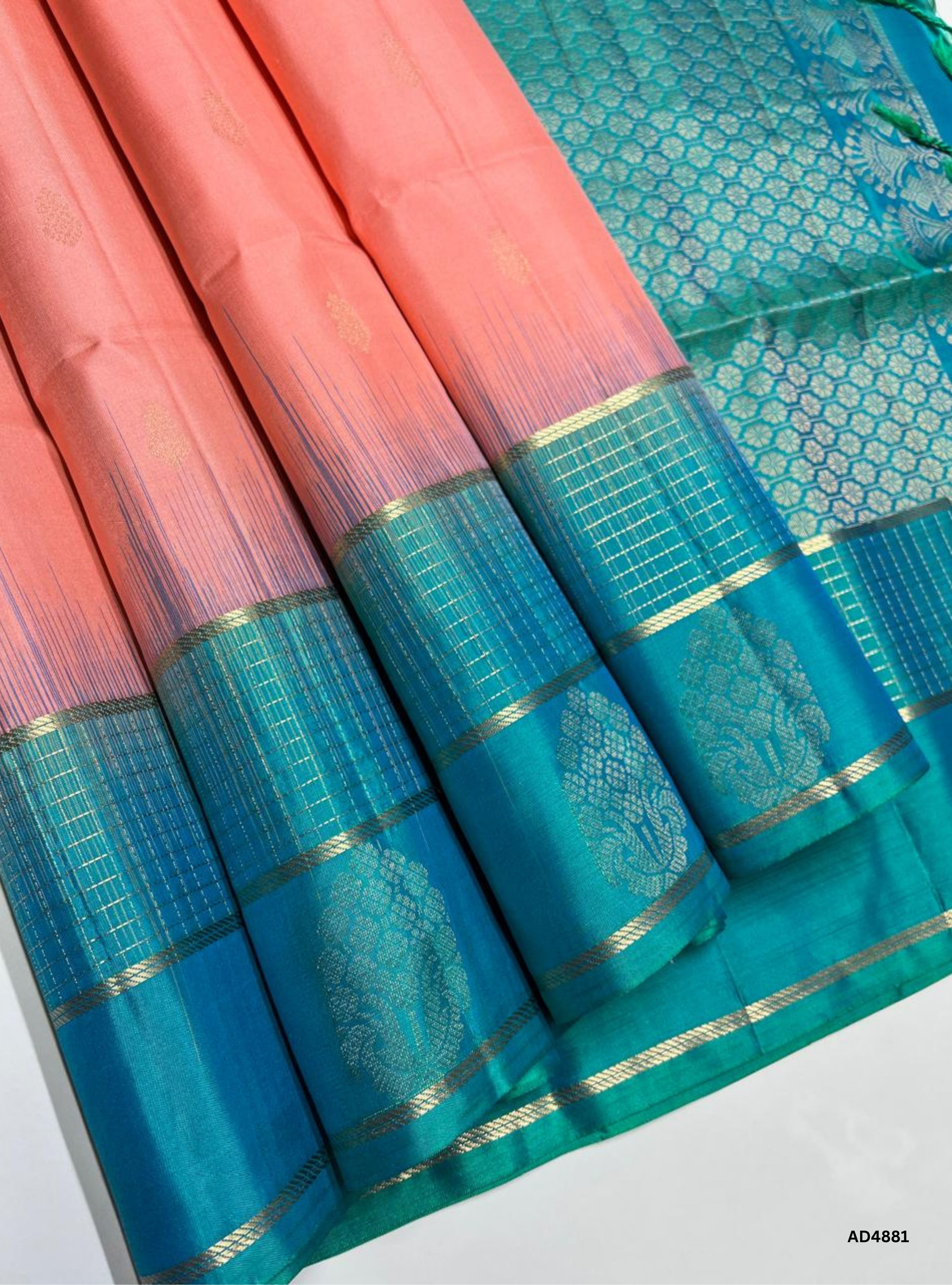 Peach & Aqua Green - Retta Pet Border Saree