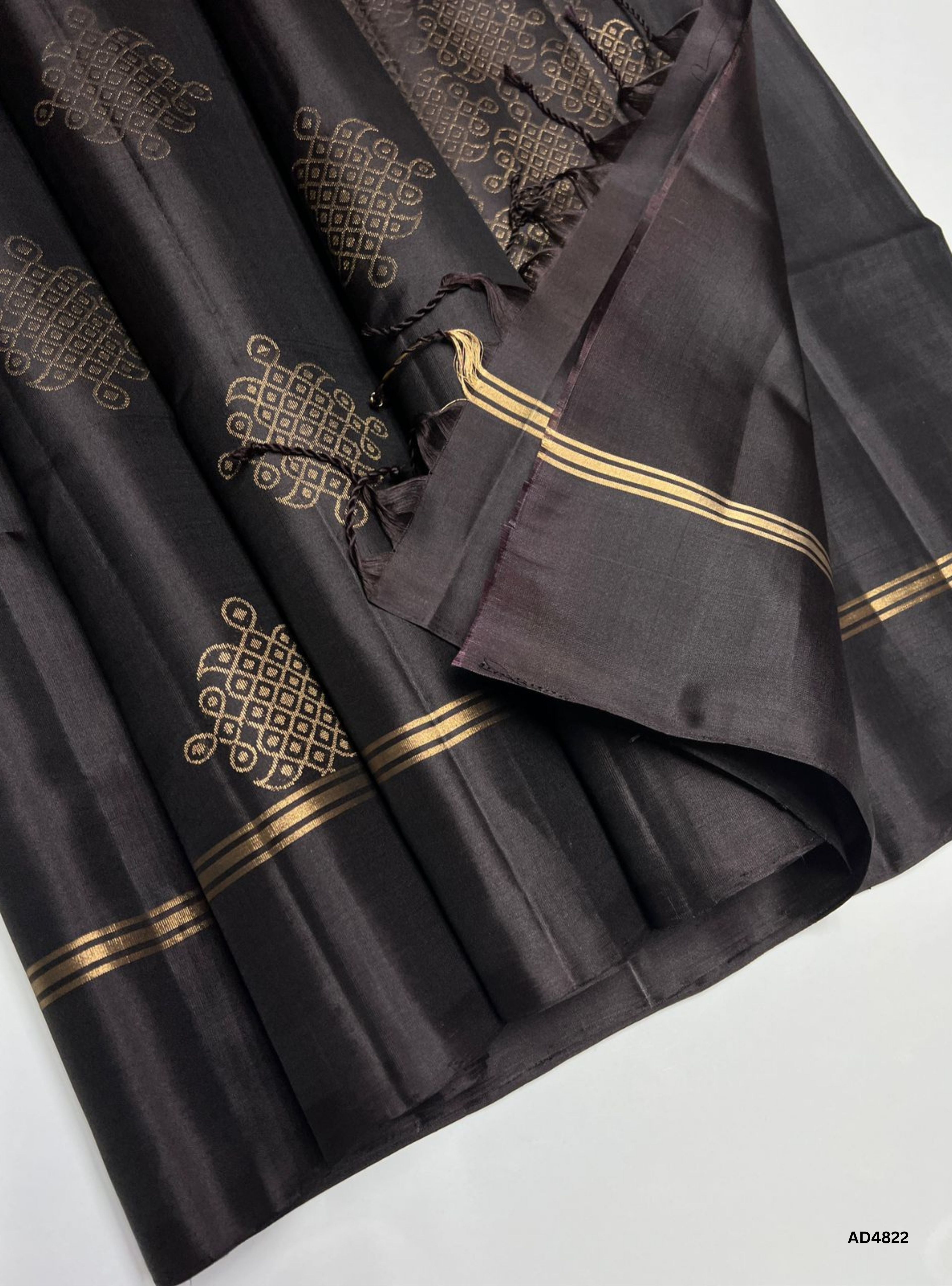 Coffee Brown - Kolam Soft Silk Saree
