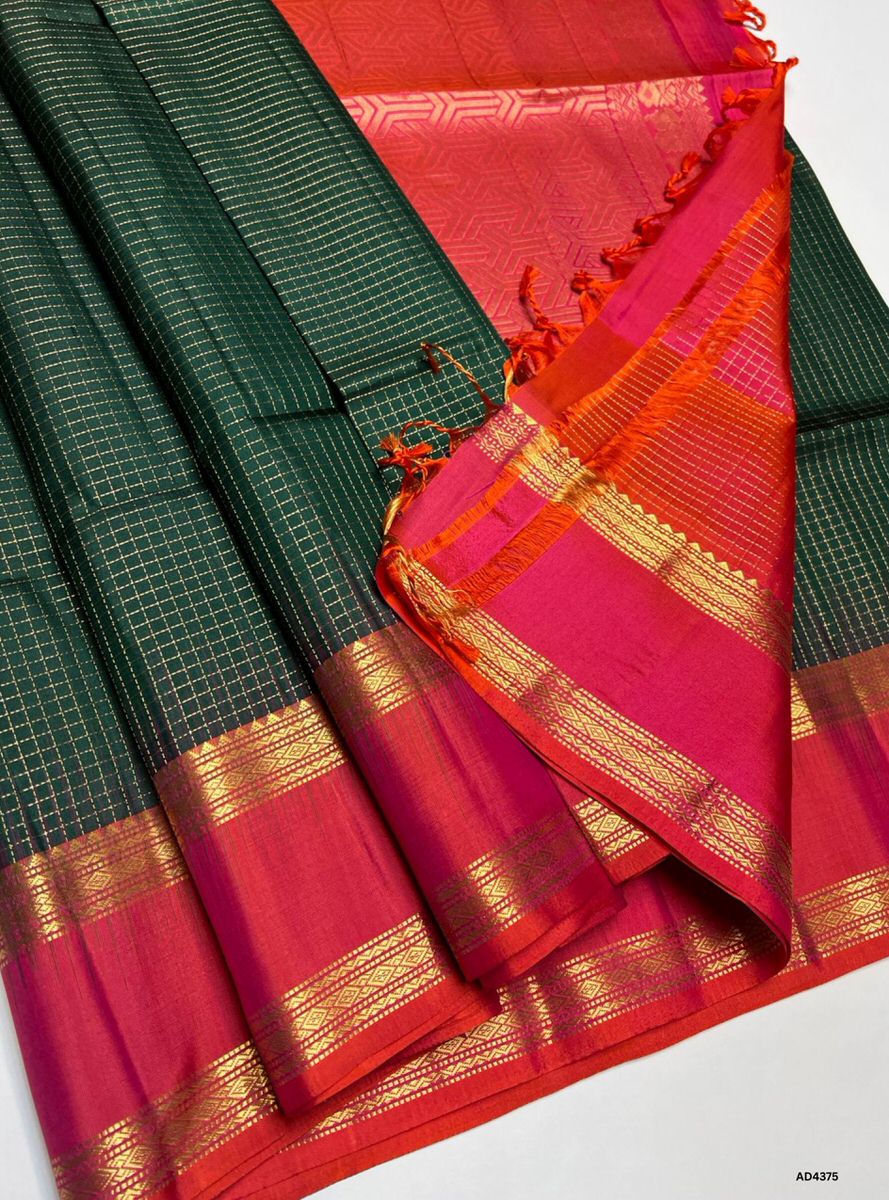 Green & Orangish Pink - Checkered Retta Pet Saree