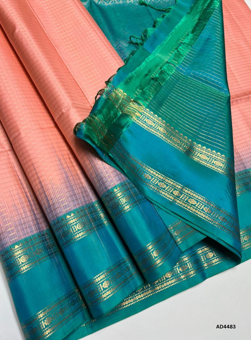 Peach & Aquva Green - Checkerd Retta Pett Saree