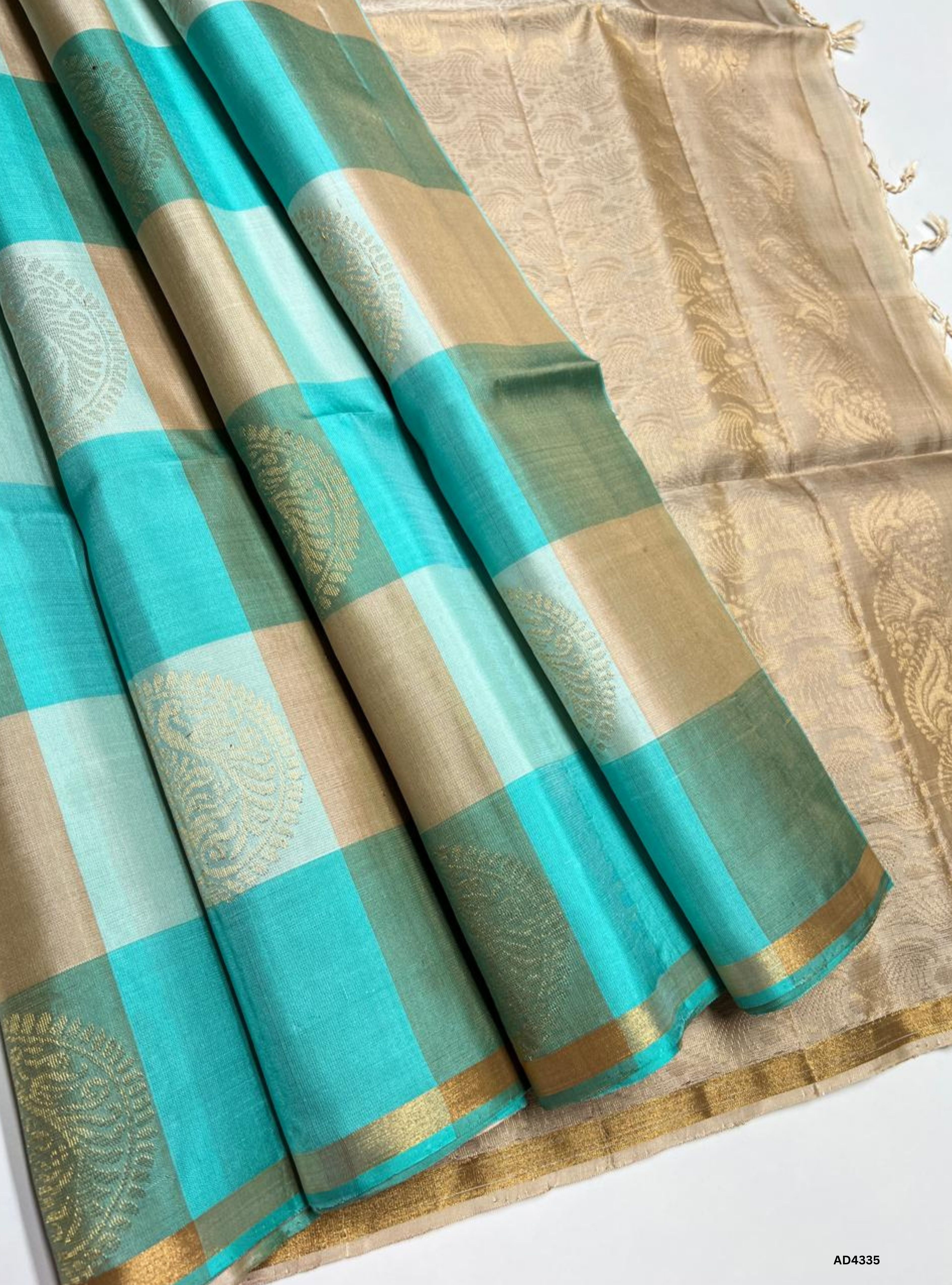 Sky Blue & Cream - Pazhum Pazhamum Soft Silk Saree