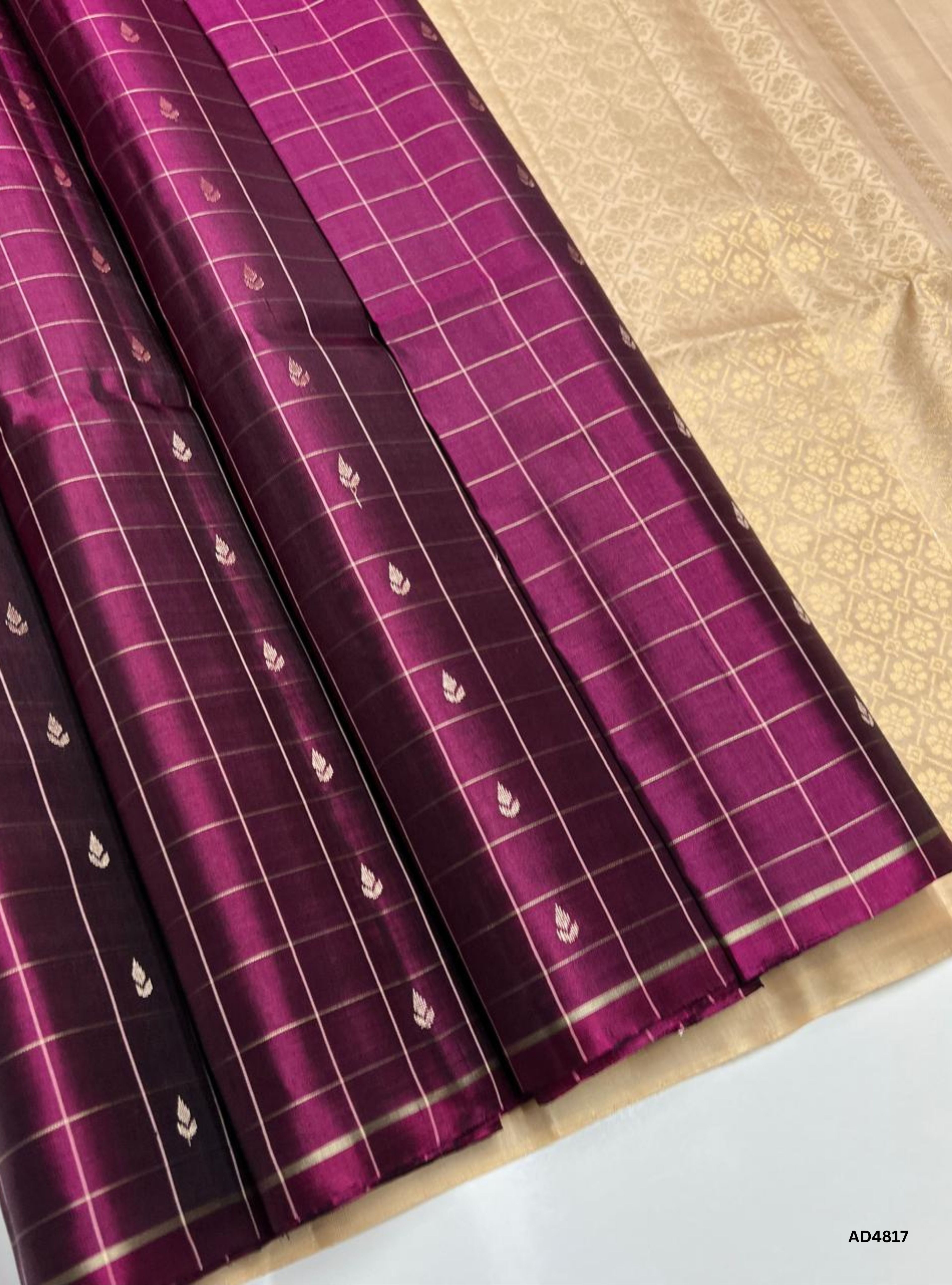 Jam & Half White - Checkerd Soft Silk Saree