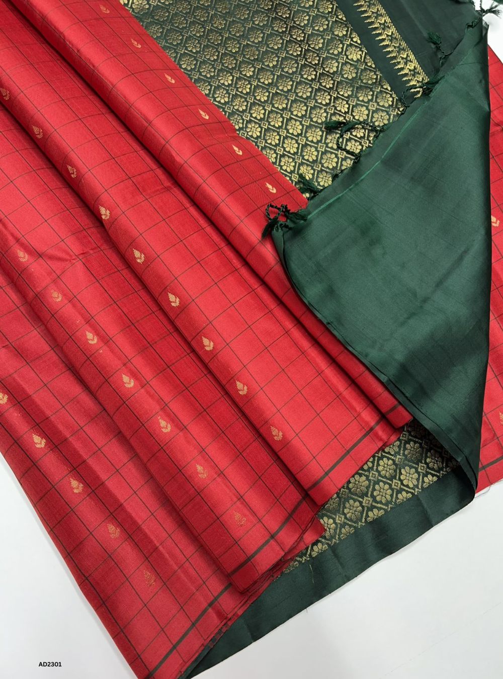 Red & Bottle Green - Soft Silk Saree
