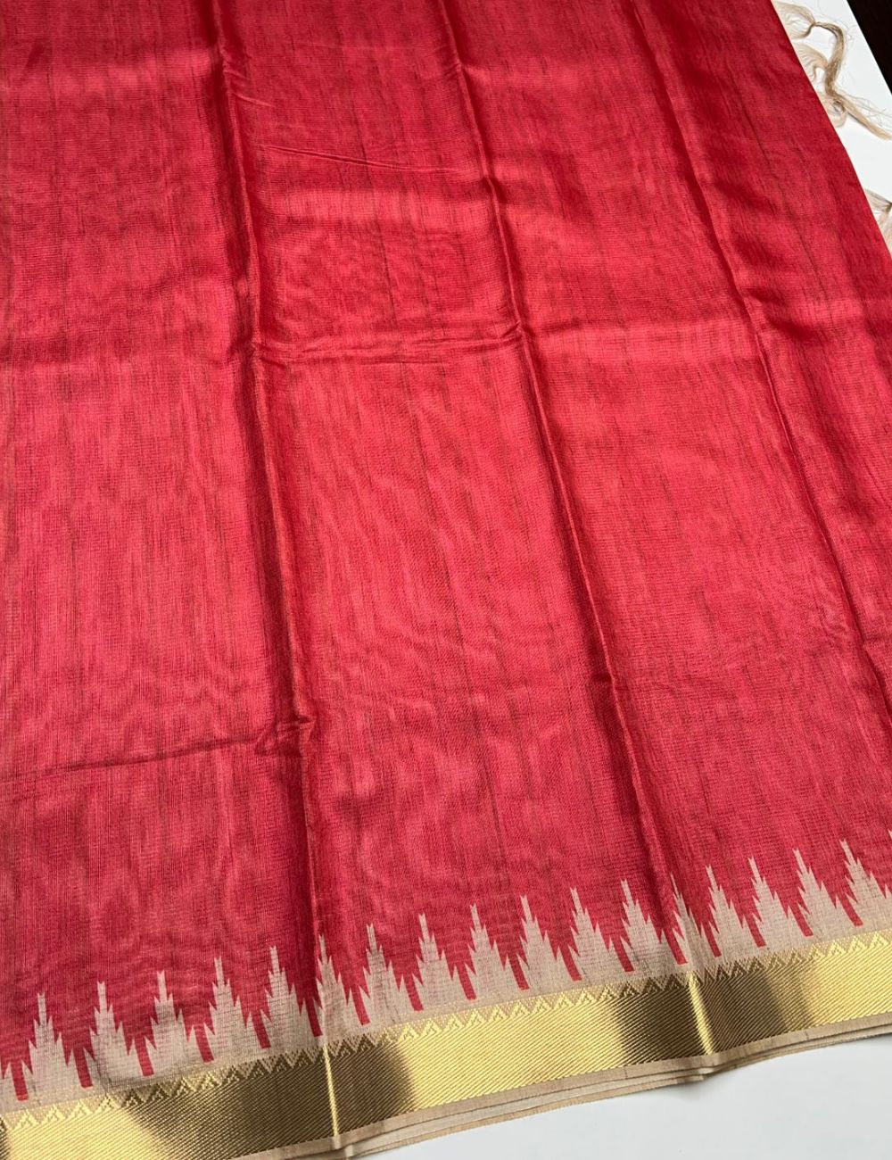 Red Color - Plain Semi Tusser Saree