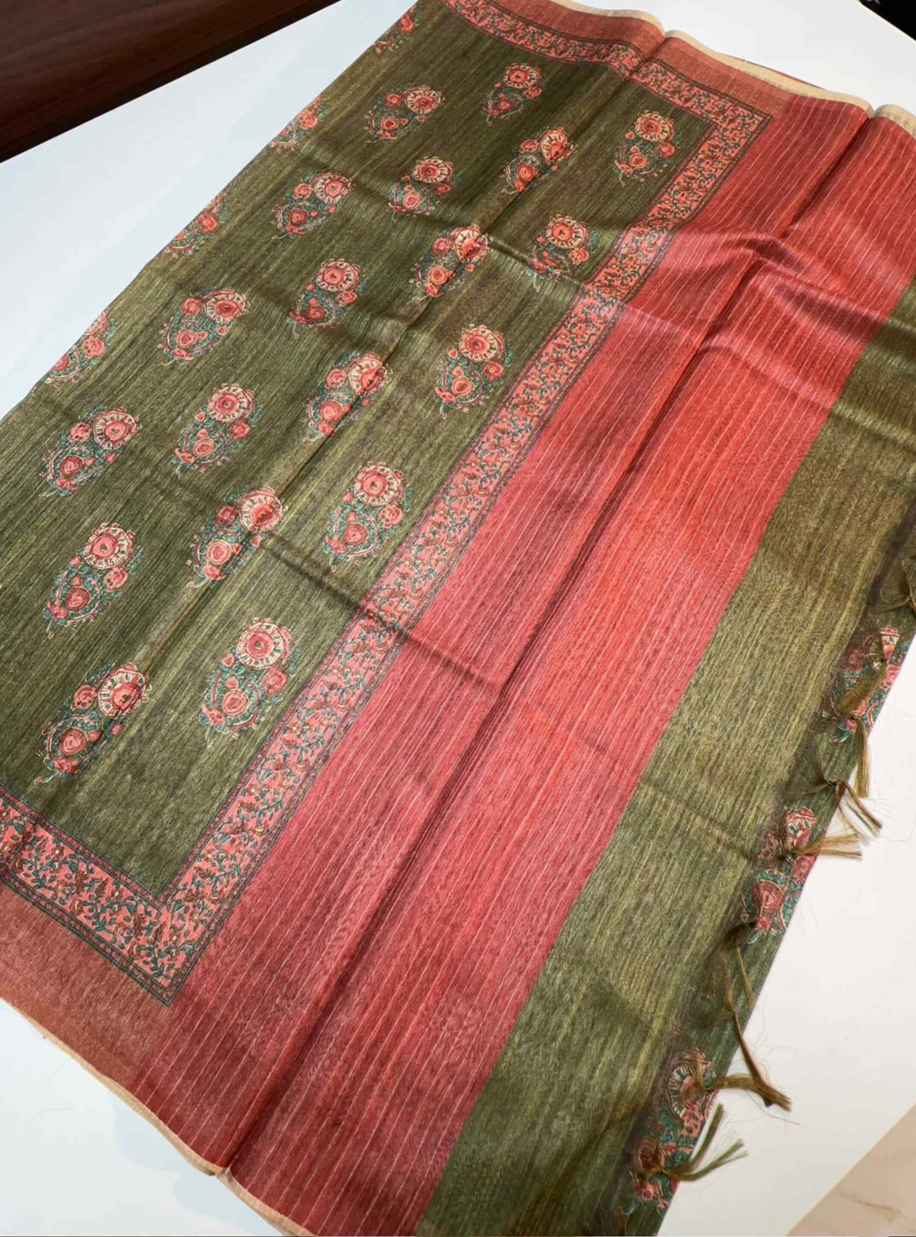 Green & Red - Fancy Saree