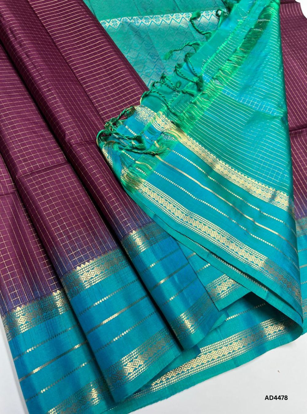 Plum & Rama Blue - Checkerd Retta Pett Saree
