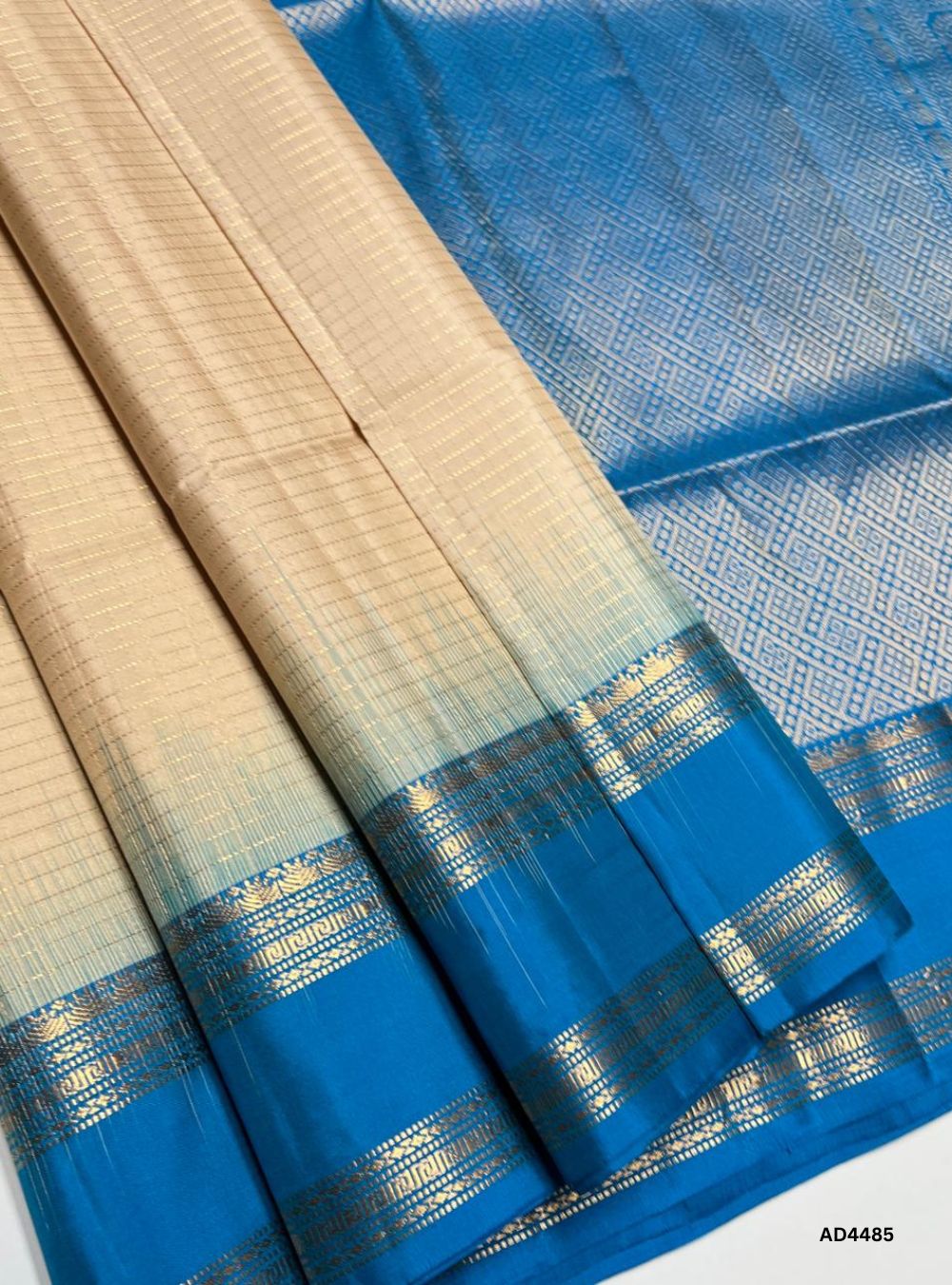 Half White & Rama Blue - Checkerd Retta Pett Saree