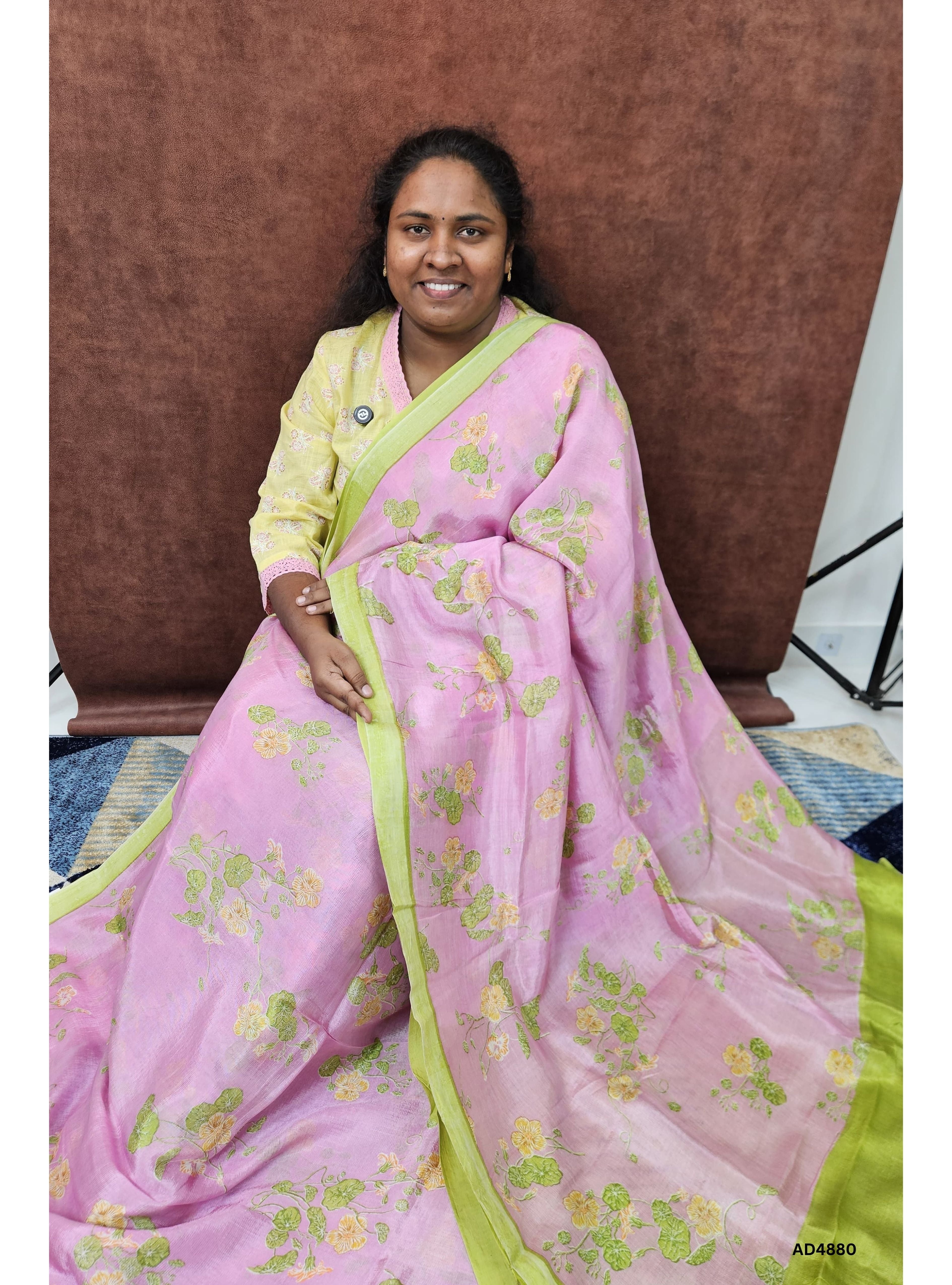 Pink - Mangalagiri Silk Saree