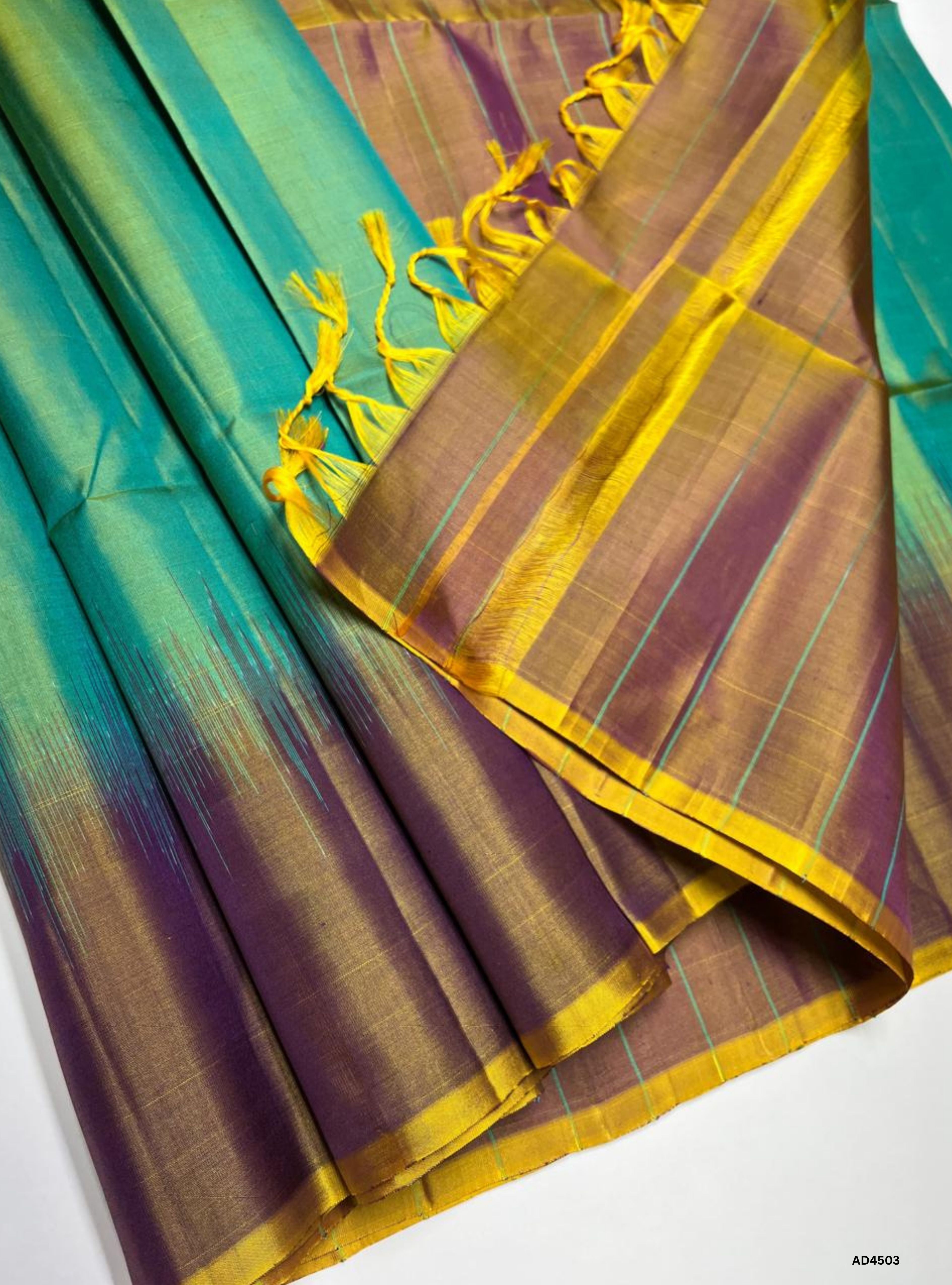 Pastel Green & Dual Tone Pink - Contrast Plain Soft Silk Saree