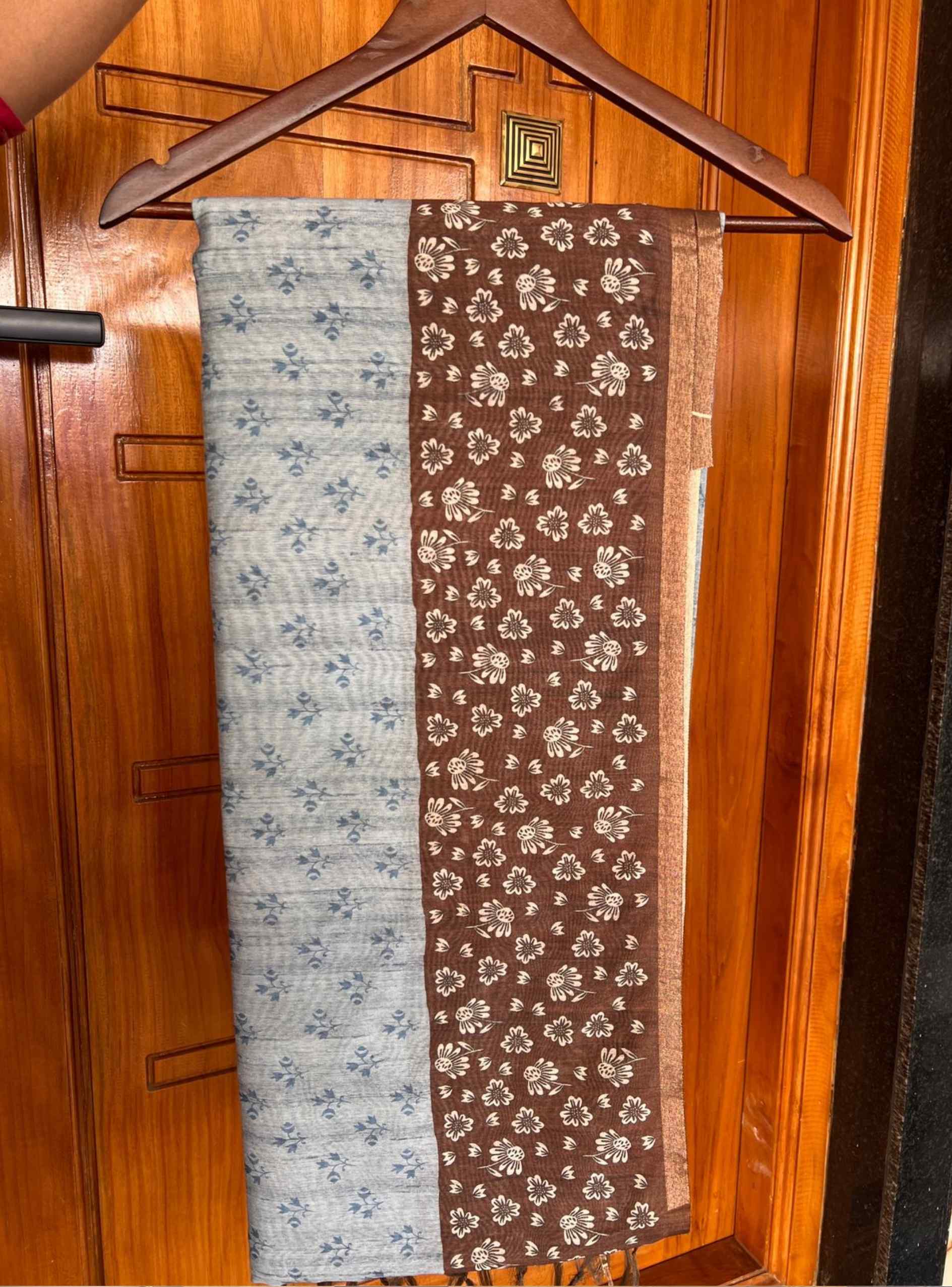 Grey & Brown - Chanderi Saree