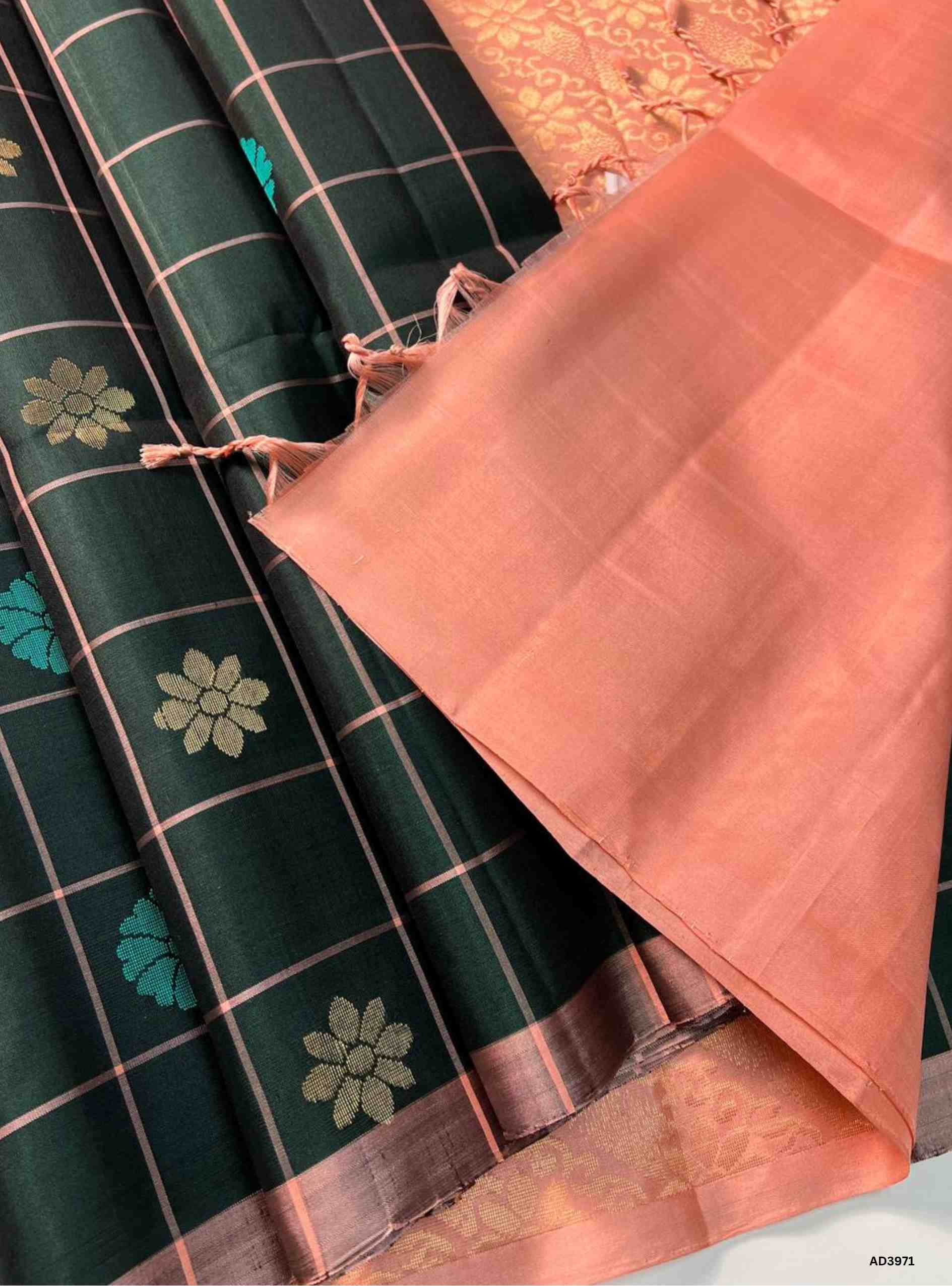 Dark Green & Peach - Checkered Soft Silk Saree