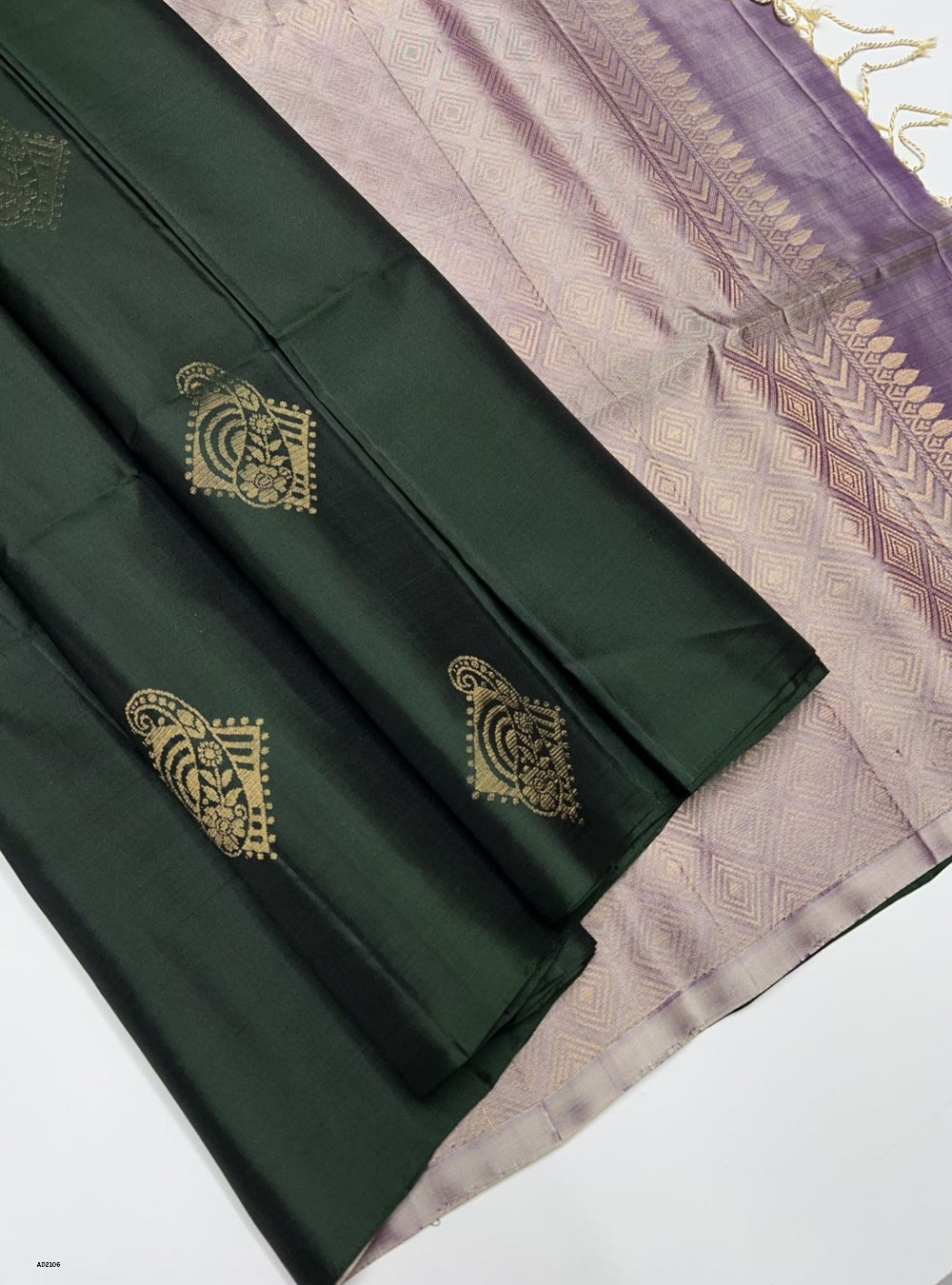 Dark Green & Pale Purple - Soft Silk Saree