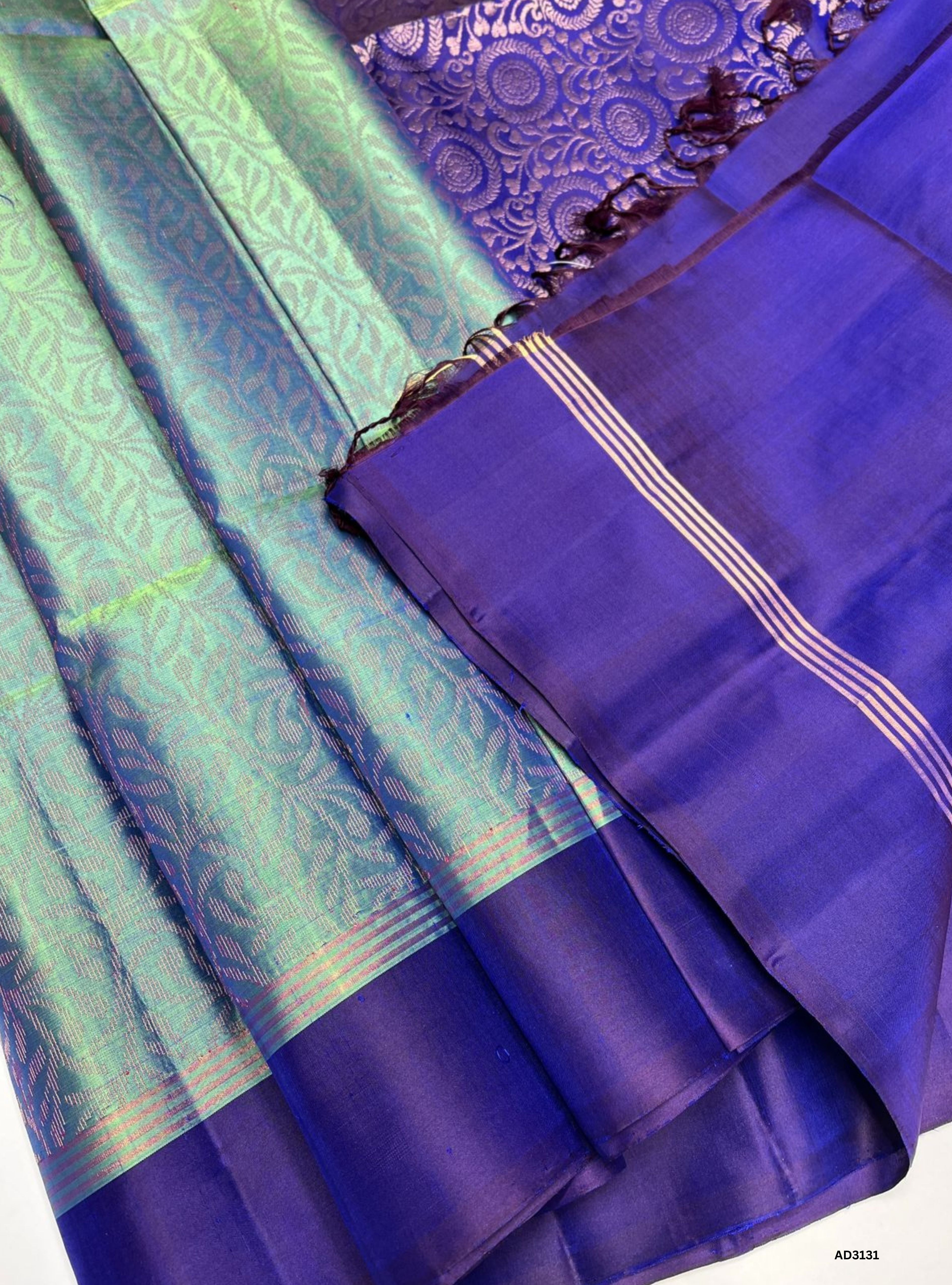 Dual Tone Green & Indigo - Soft Silk Saree