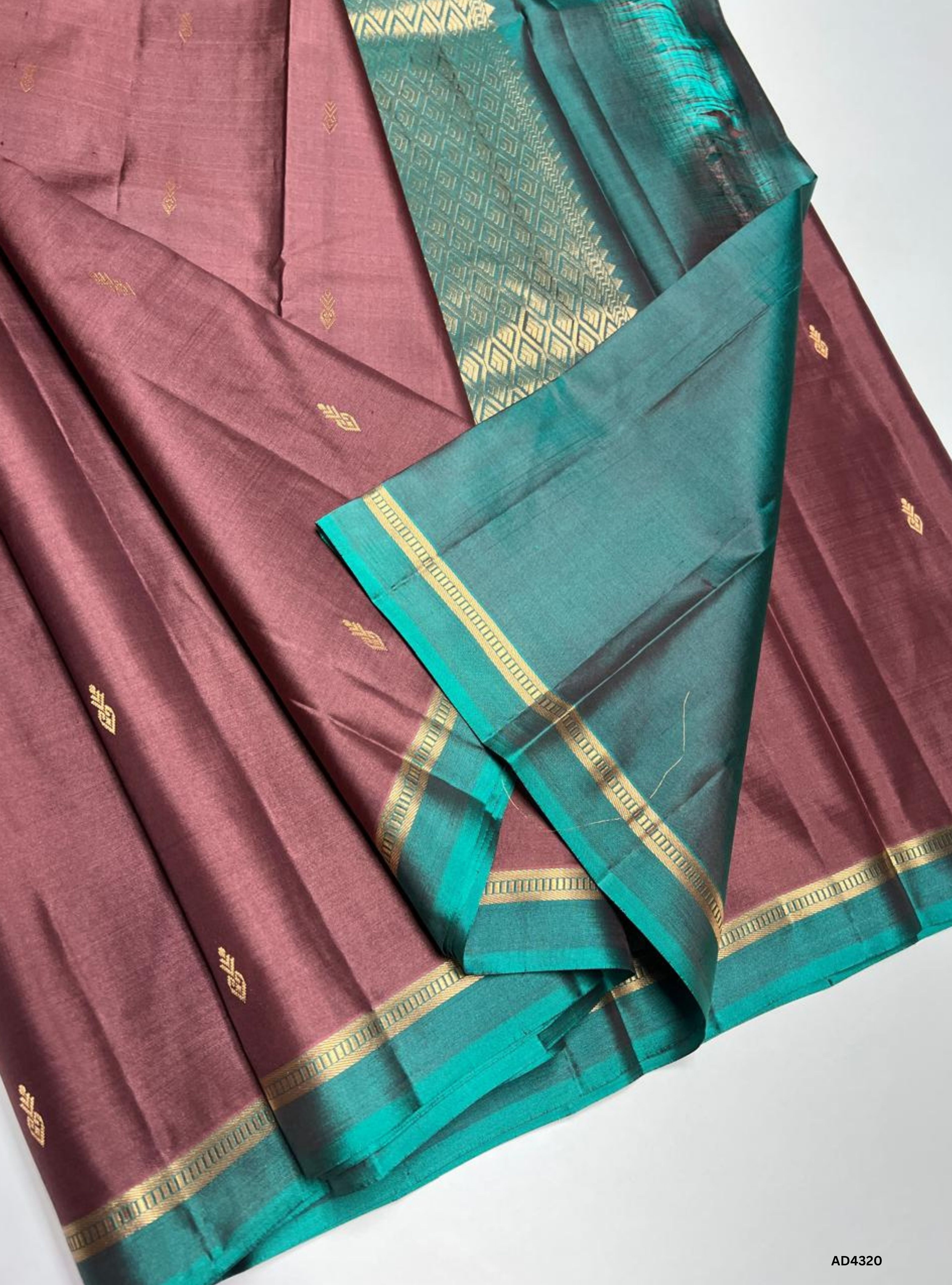 Rosewood Pink & emraled Green - Soft Silk Saree