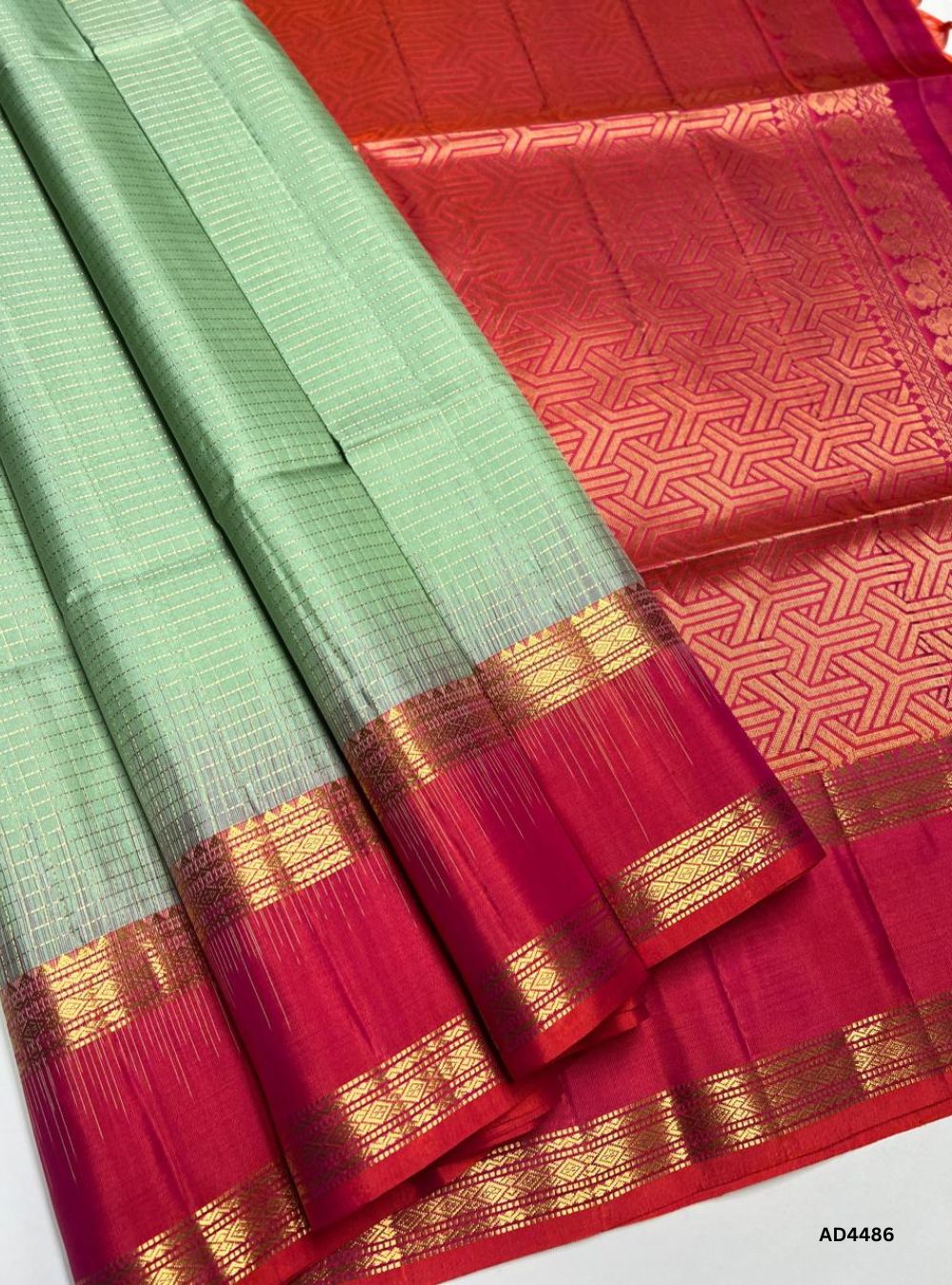 Mint & Orangish Pink - Checkerd Retta Pett Saree