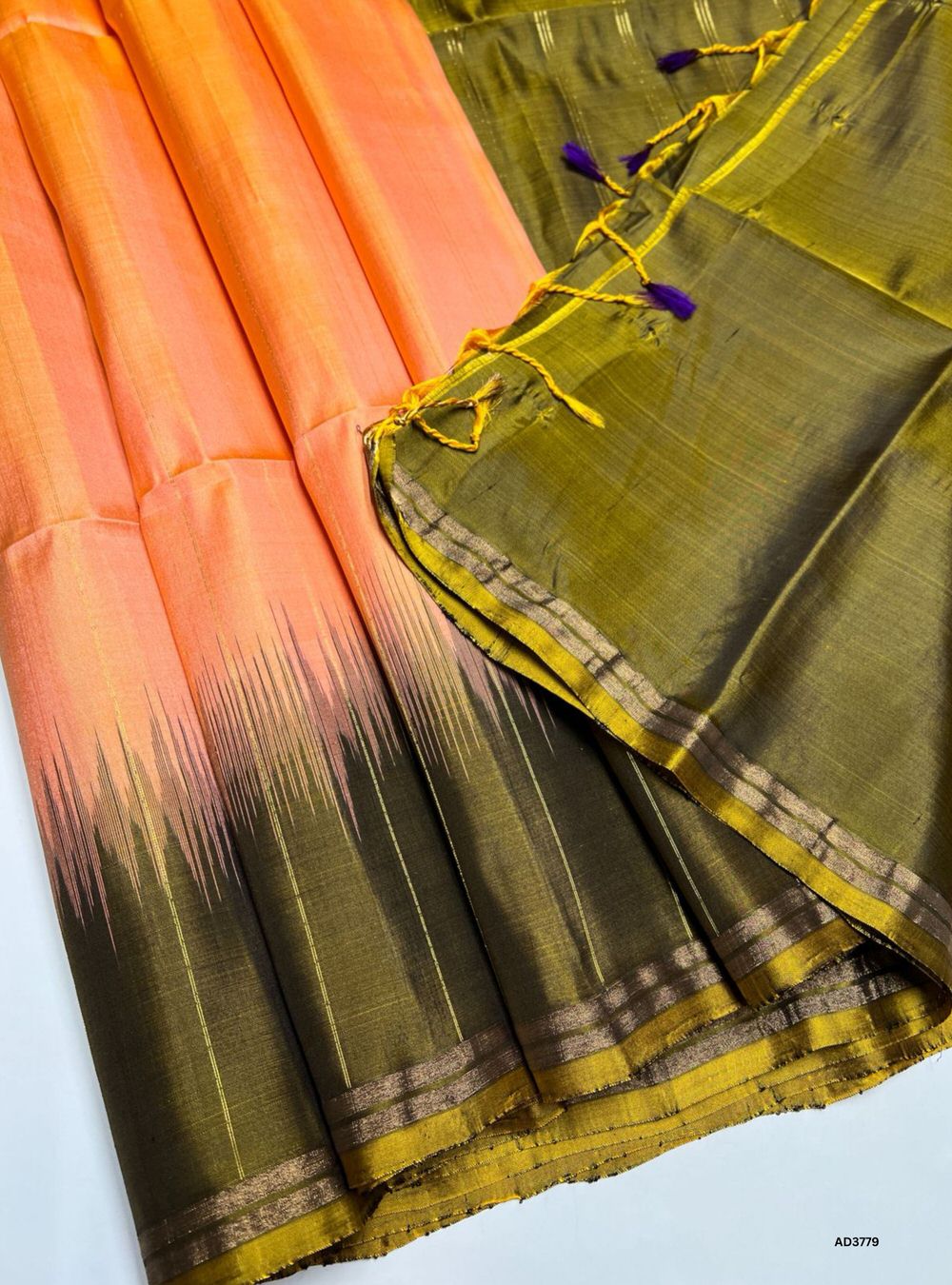 Peach & Mehandi Green - Plain Soft Silk Saree