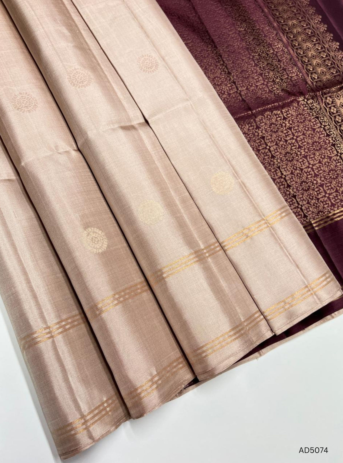 Ivory & Coffee Brown