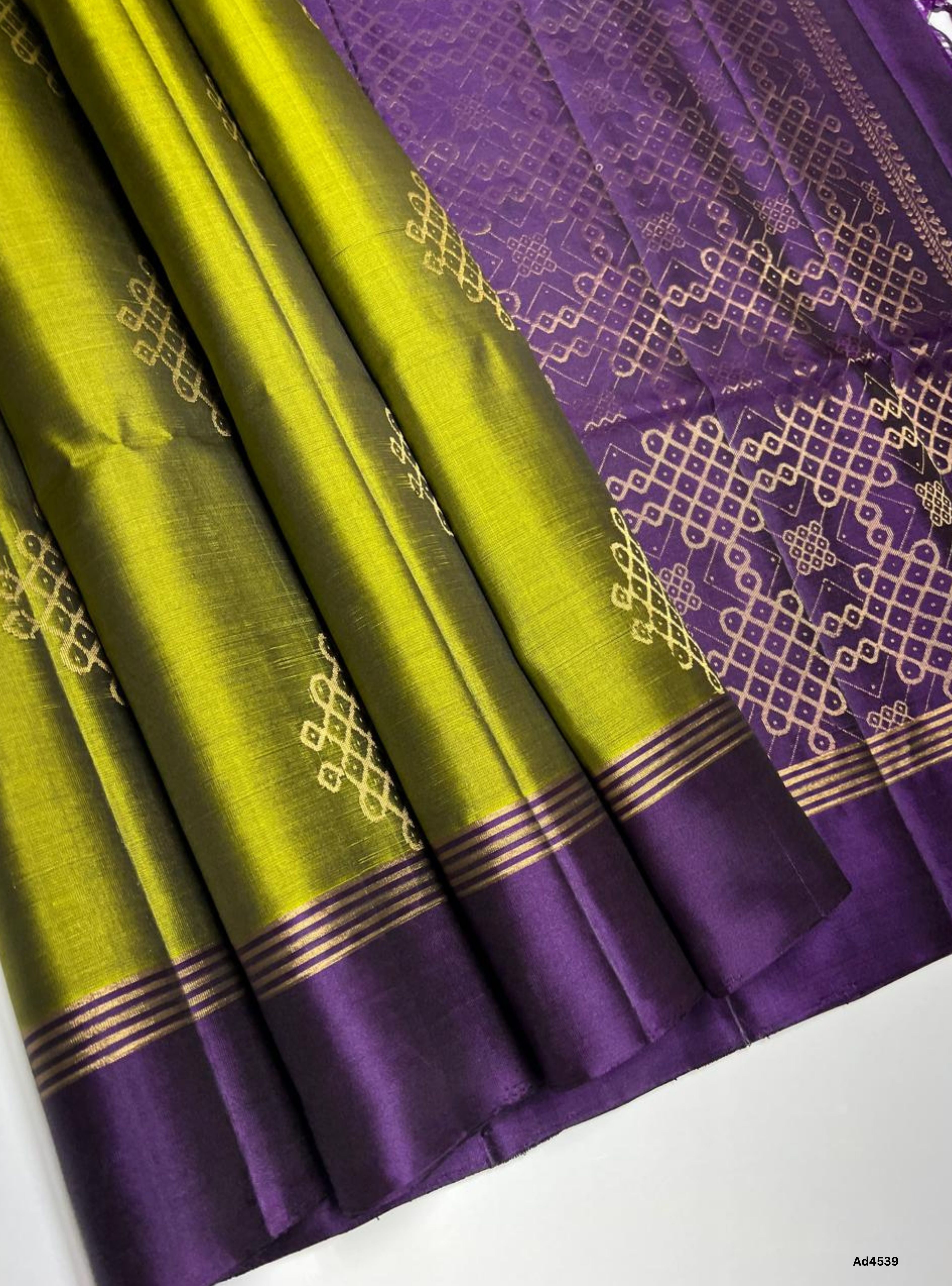 Olive Green & Puple - Kolam Soft Silk Saree