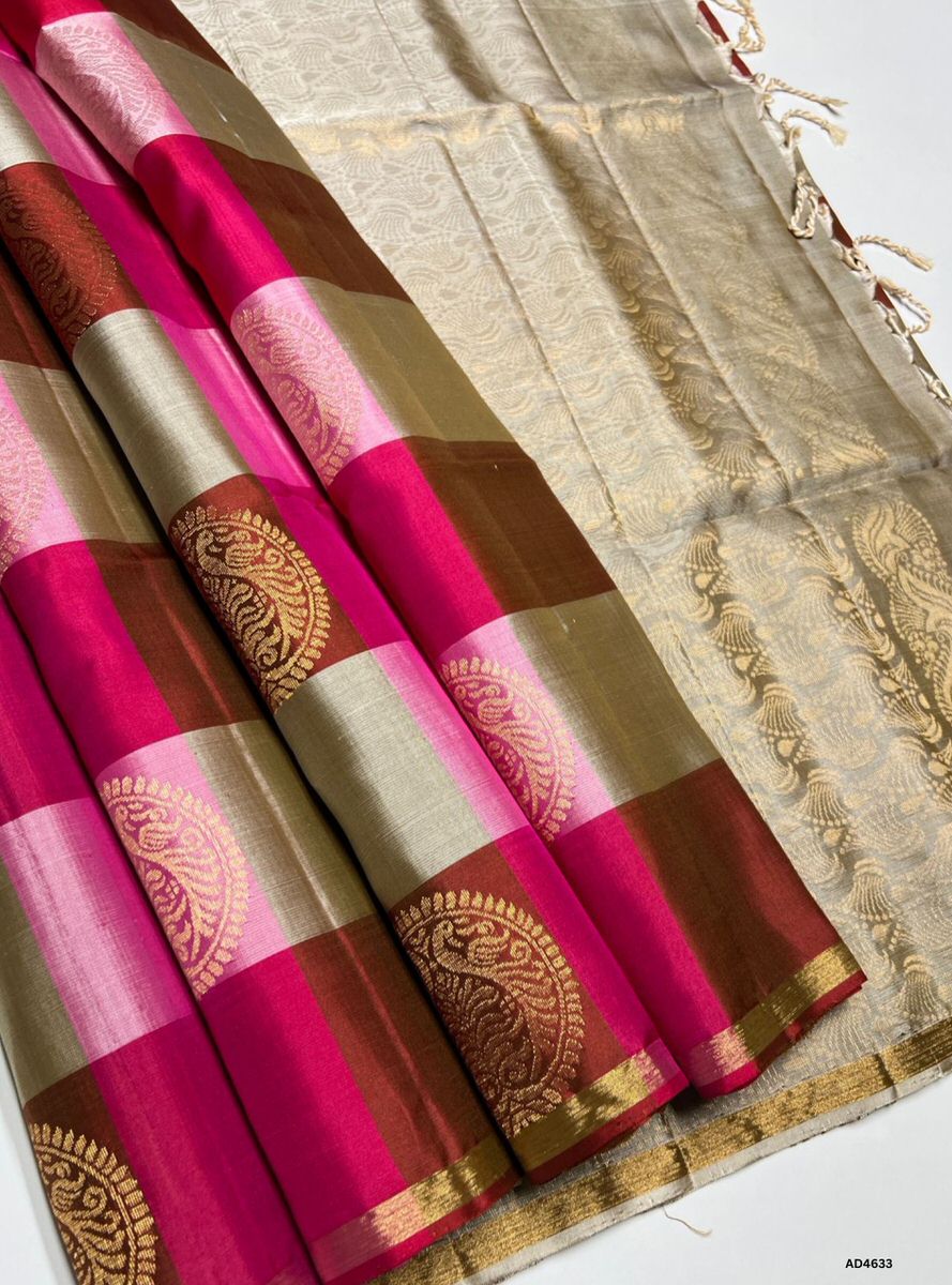 The Maroon & Beige Pazhum Pazhamum Soft Silk Saree with Half Fine Tested Gold Zari is a radiant handwoven creation that unites regal depth with understated elegance, making it perfect for weddings, temple ceremonies, and cultural celebrations.