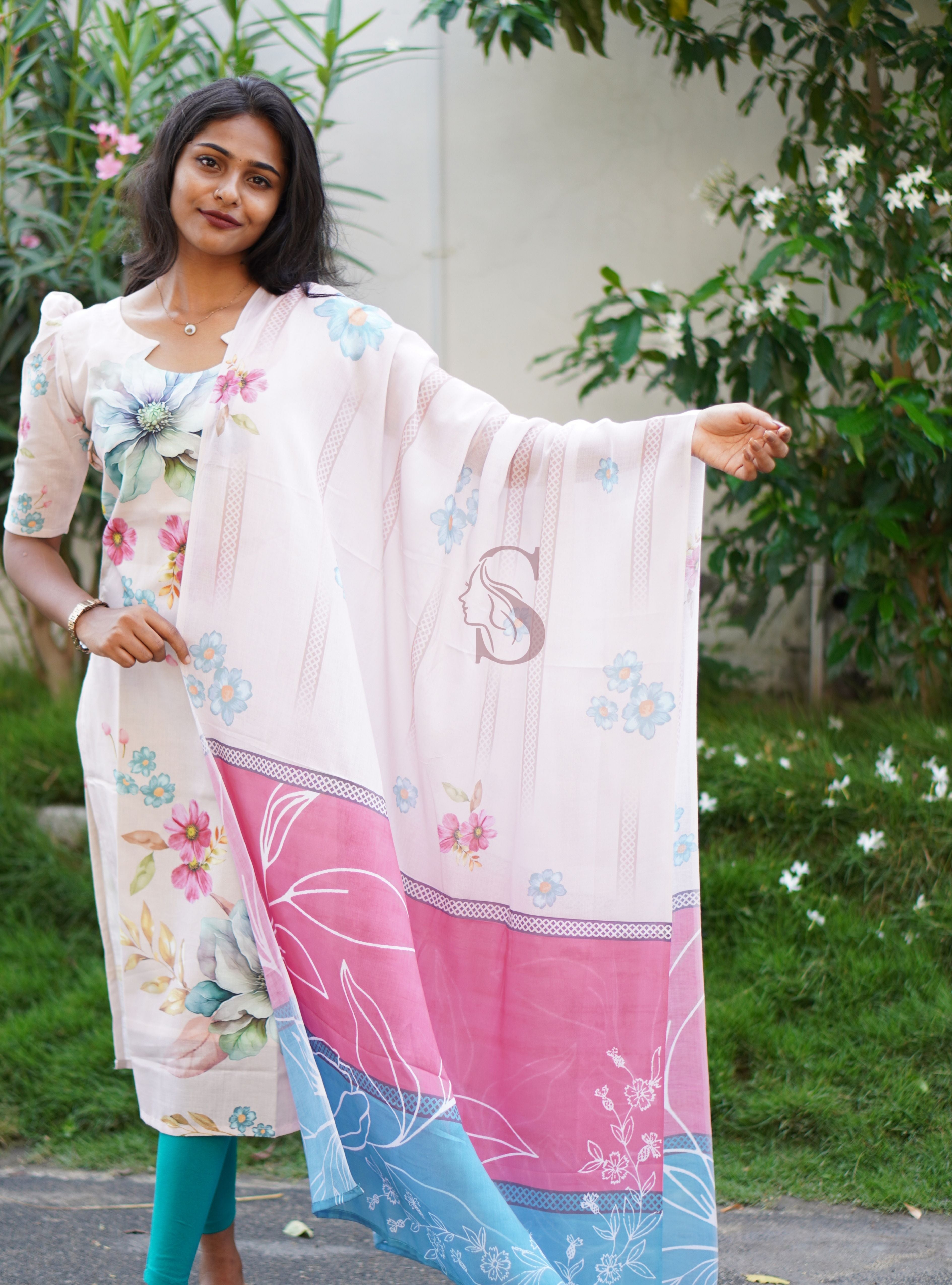 Pearl - Mul Cotton Floral Kurti Set