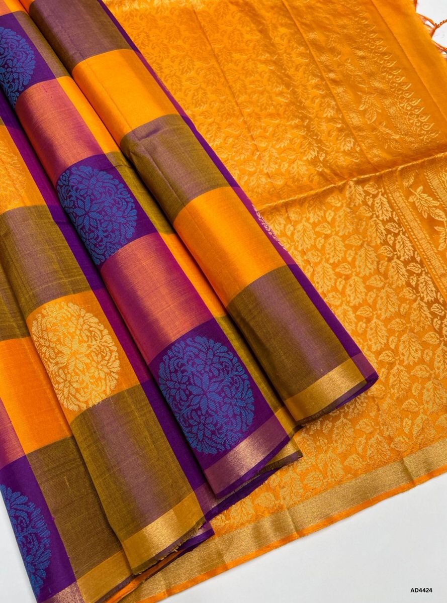 The Purple & Mango Yellow Pazhum Pazhamum Soft Silk Saree with Half Fine Tested Gold Zari is a regal handwoven creation that unites majestic vibrance with festive warmth, making it ideal for weddings, temple ceremonies, and cultural celebrations.