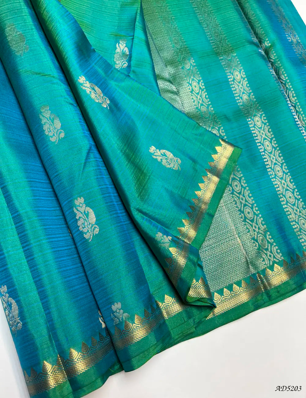 Aqua Green - Kanchi Border Soft Silk Saree Pallu View