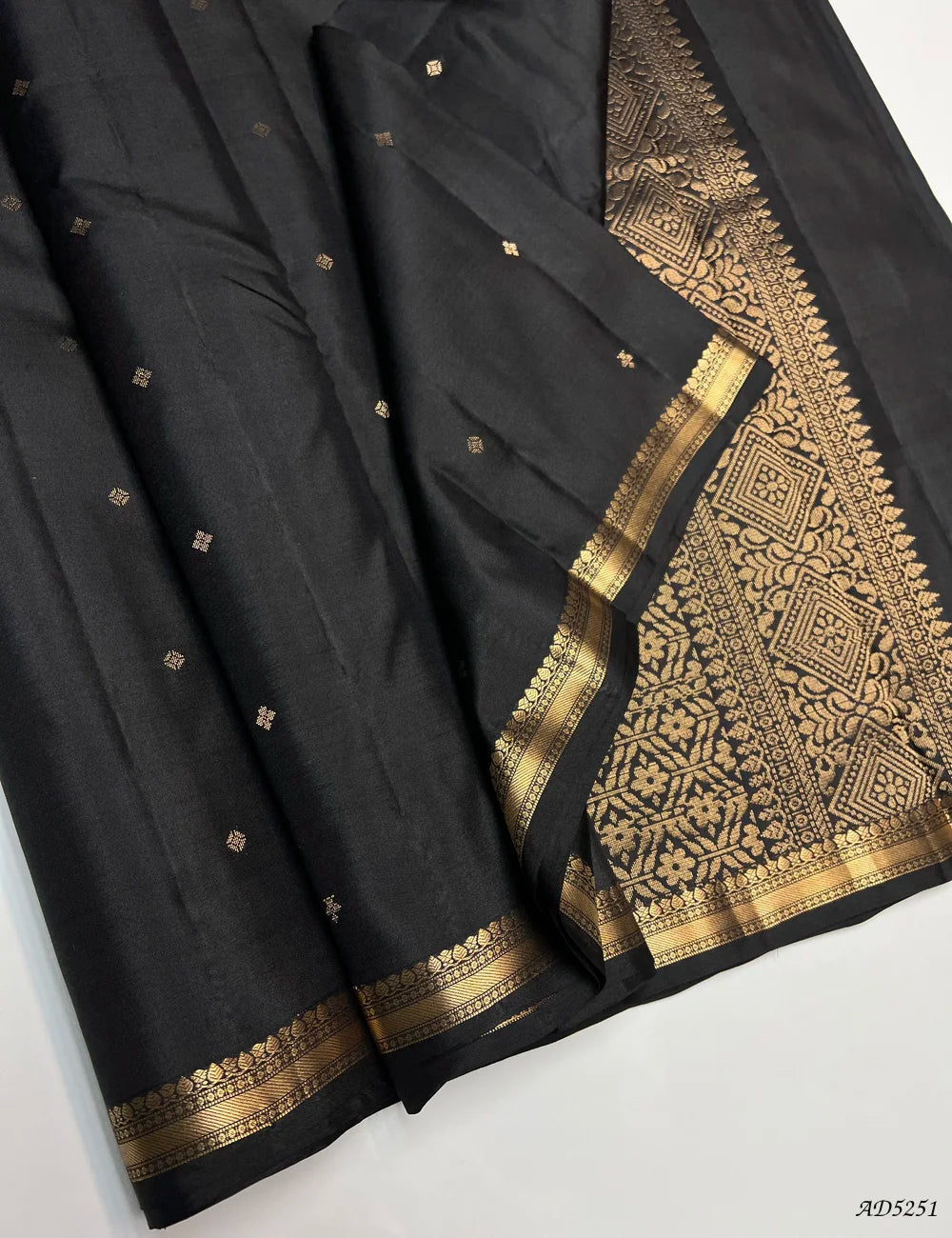 Black - Kanchi Border Soft Silk Saree Front View