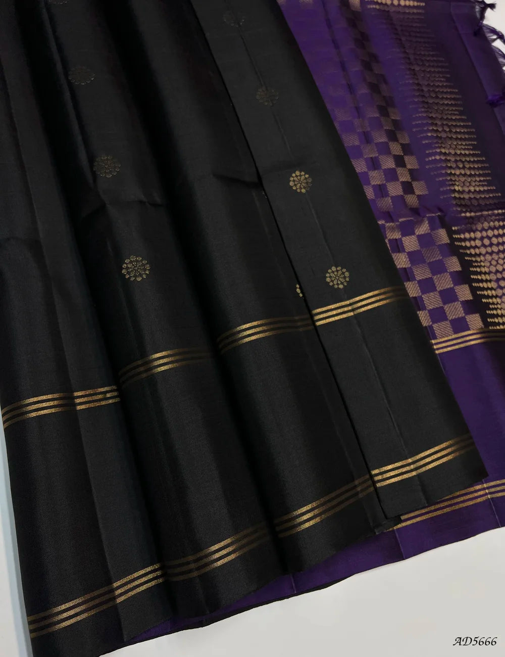 Black & Purple - Soft Silk Saree Pallu View