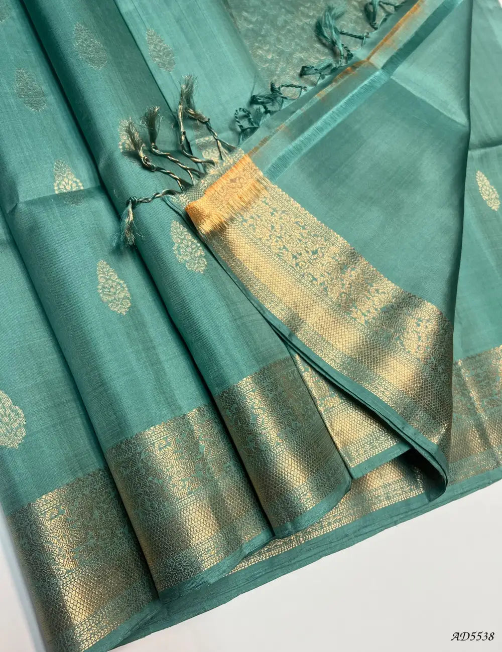 Bright Blue Mint - Kanchi Border Soft Silk Saree Pallu View