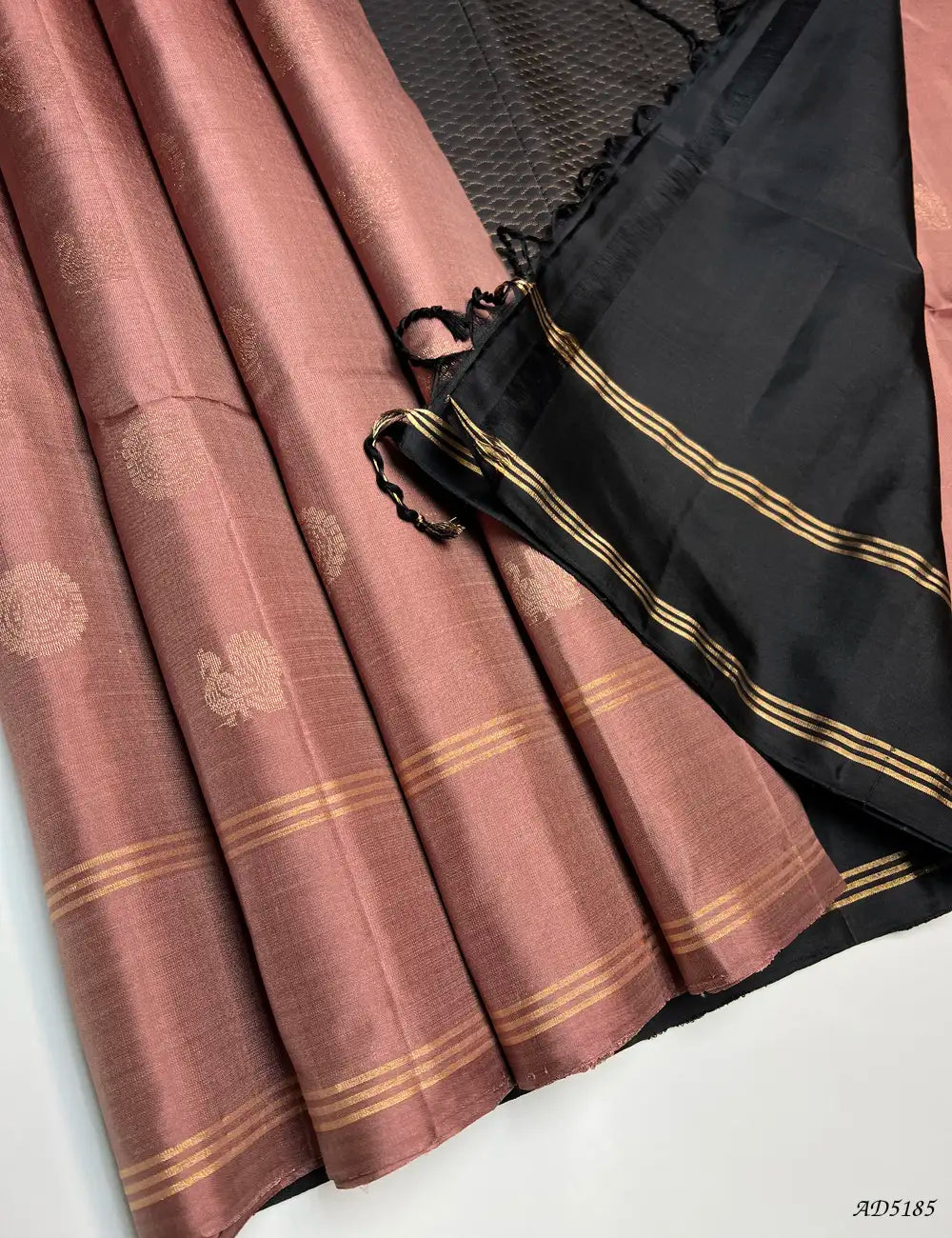 Cocoa & Black - Soft Silk Saree Pallu View