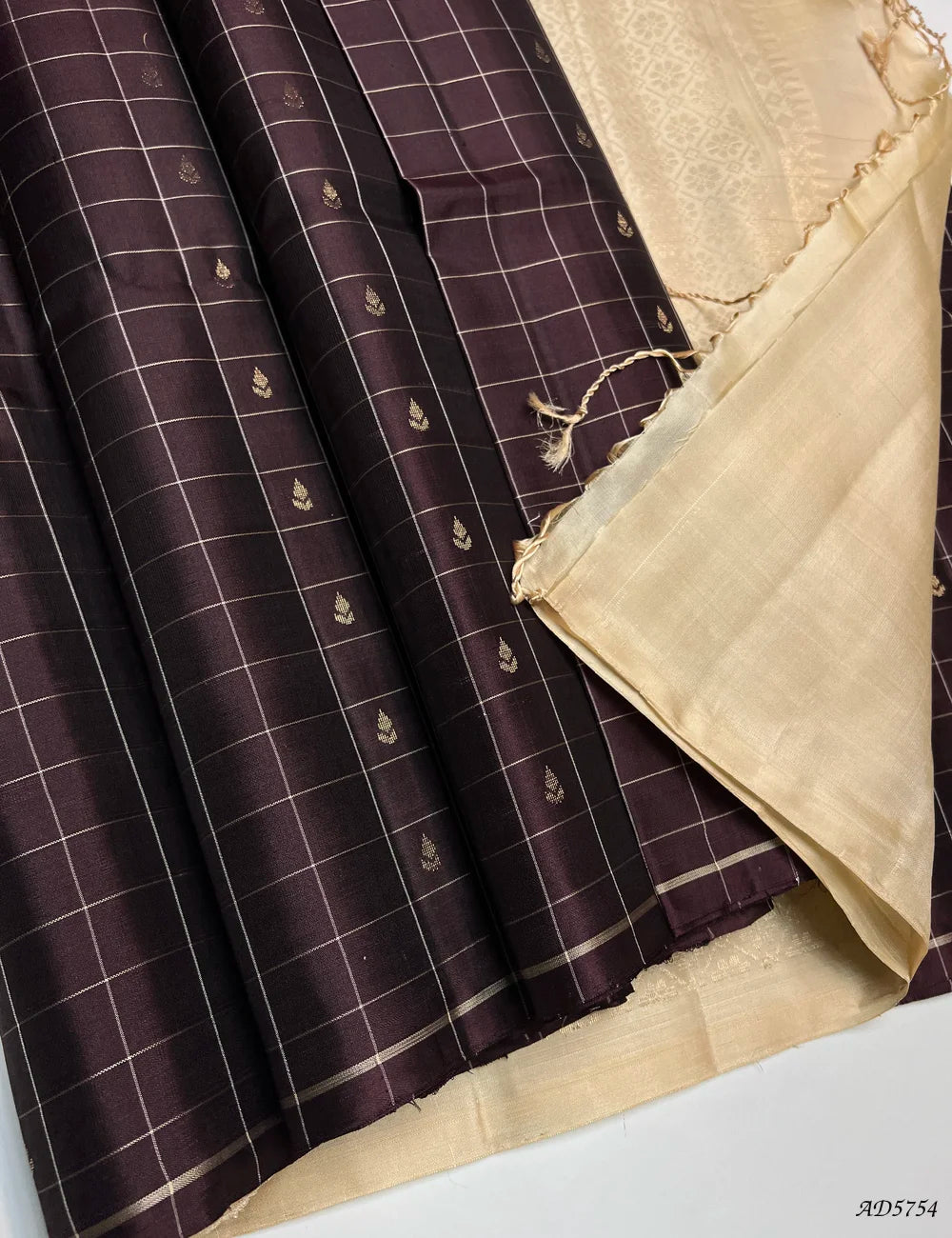 Coffee Brown & Cream - Checkerd Soft Silk Saree Pallu View