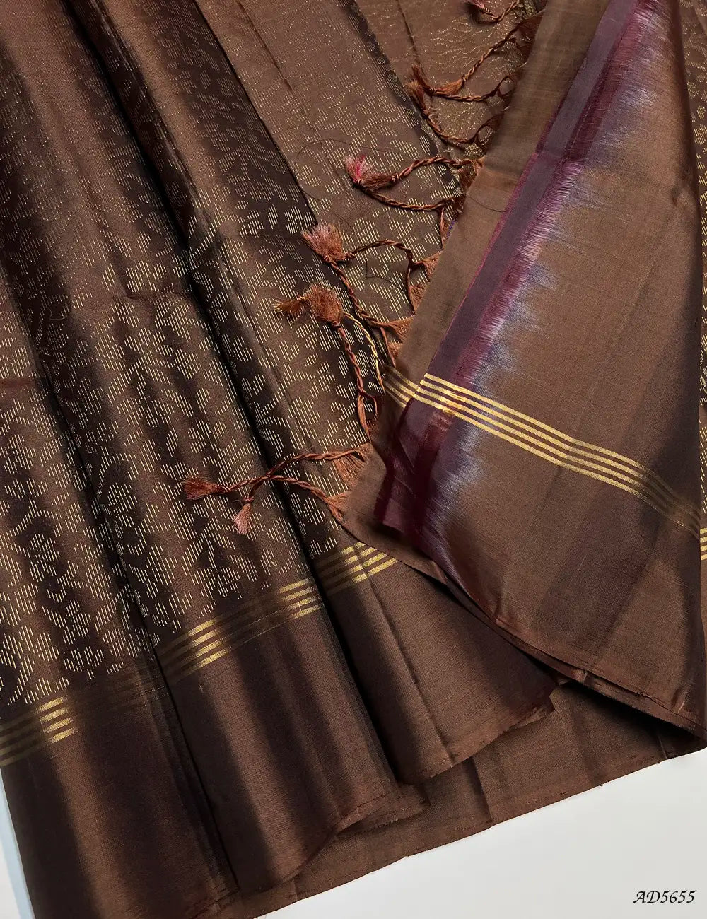 Coffee Brown - Soft Silk Bridal Saree Pallu View