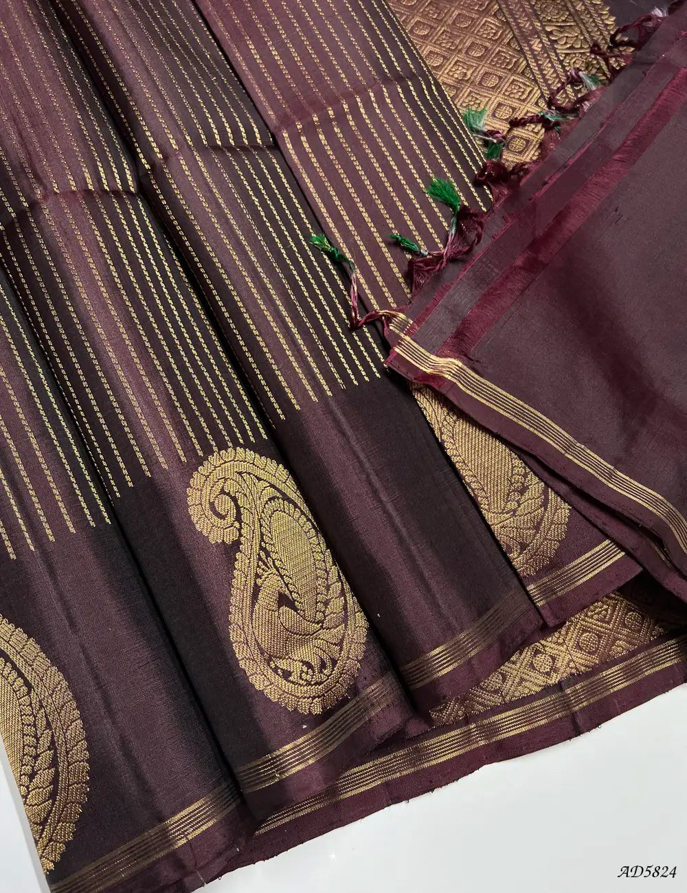 Coffee Brown - Vairaoosi Fancy Border Soft Silk Saree Pallu View