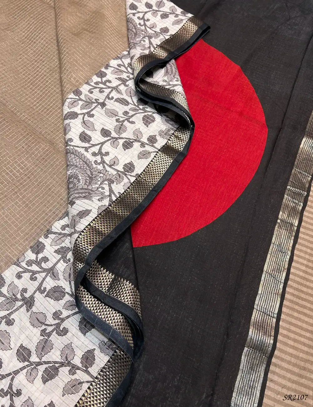 Cream & Black - Assam Silk Saree Pallu View