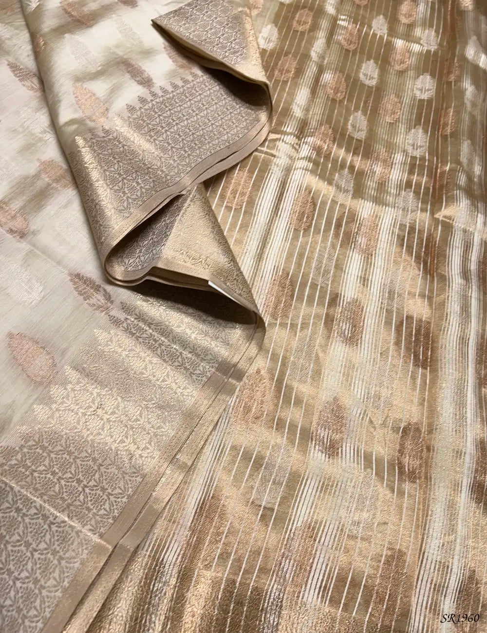 Cream - Semi Tussar Saree Pallu View