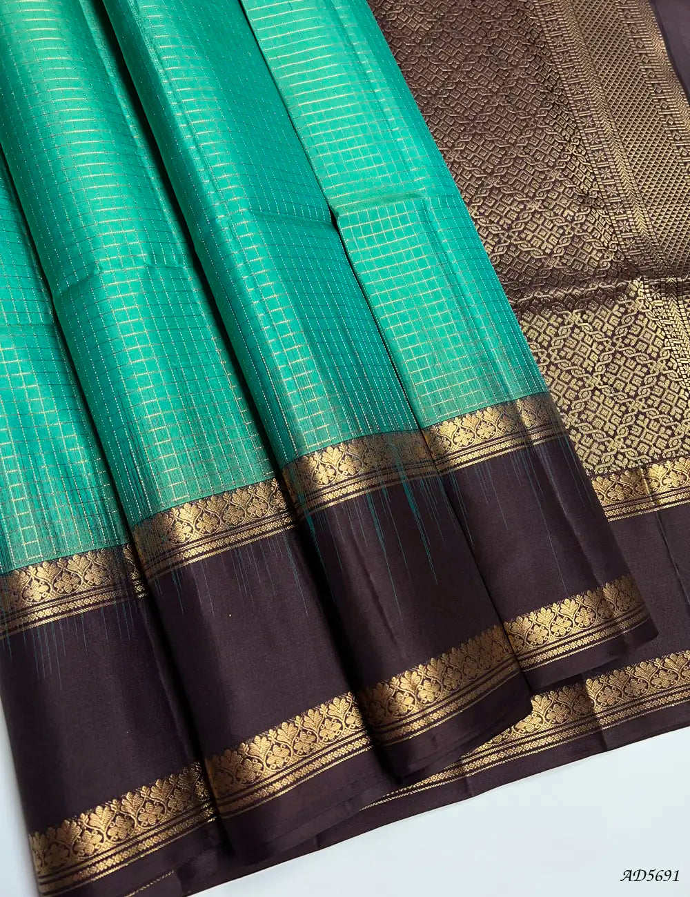 Dual Tone Green & Coffee Brown - Checkerd Retta Pet Border Soft Silk Saree Front View