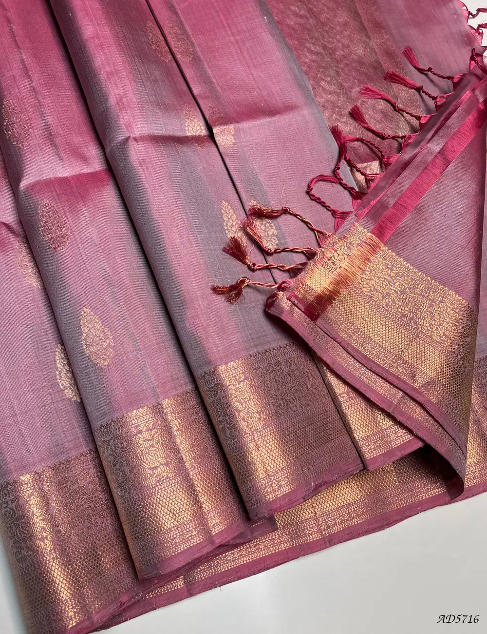 Dual Tone PInk - Kanchi Border Soft Silk Saree Pallu View