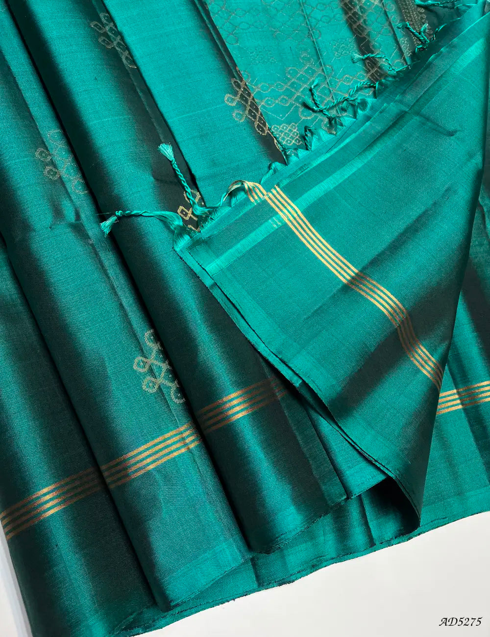 Emeraled Green - Soft Silk Saree Pallu View