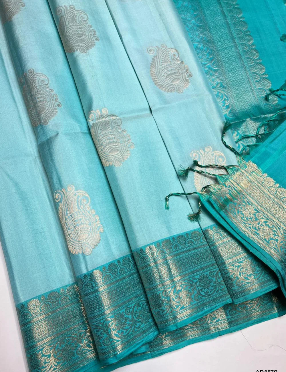 Ice Blue & Rama Green - Kanchi Border Soft Silk Saree