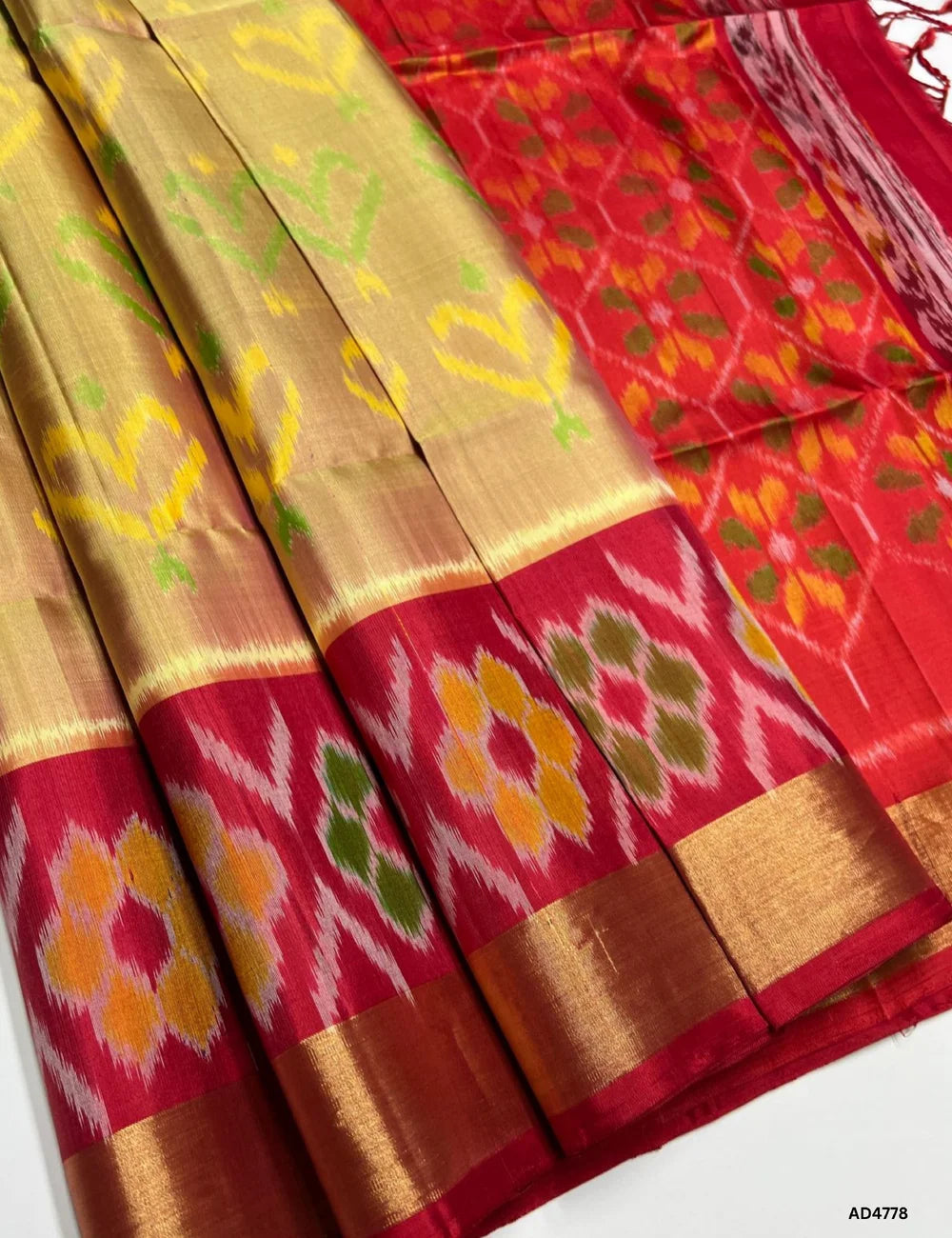 Gold & Red - Pochampally Soft Silk Saree