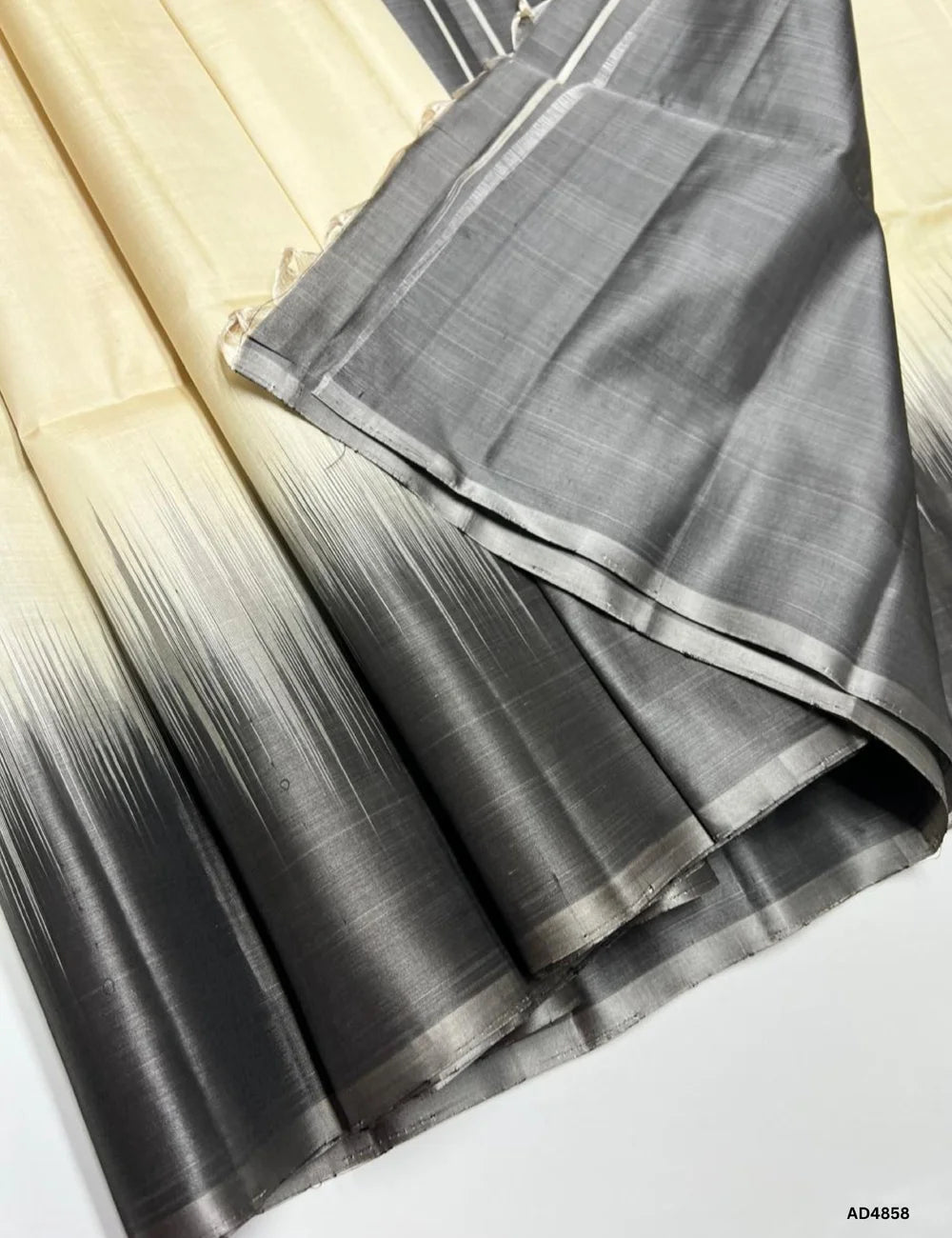 Half White & Black - Plain Contrast Soft Silk Saree