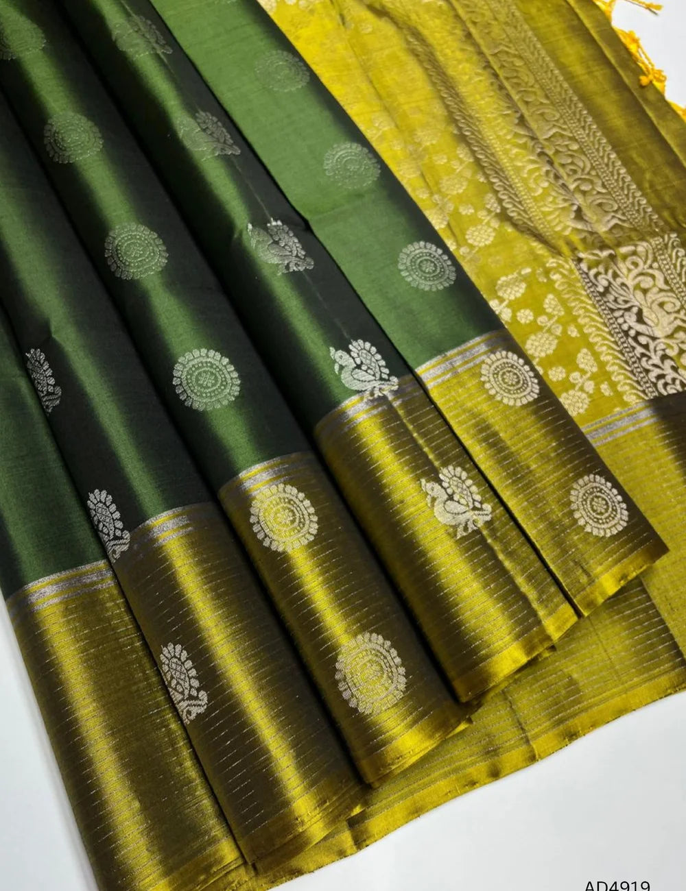 Green & Olive Green - Soft Silk Saree